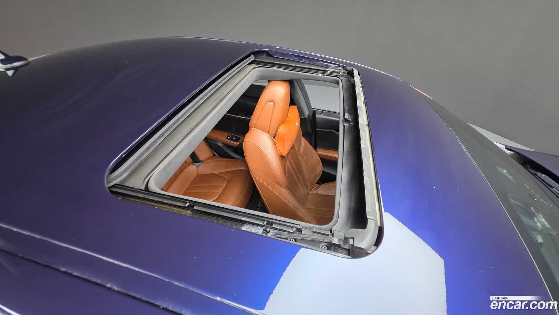 Ghibli Maserati 2017.9-OPTION-015