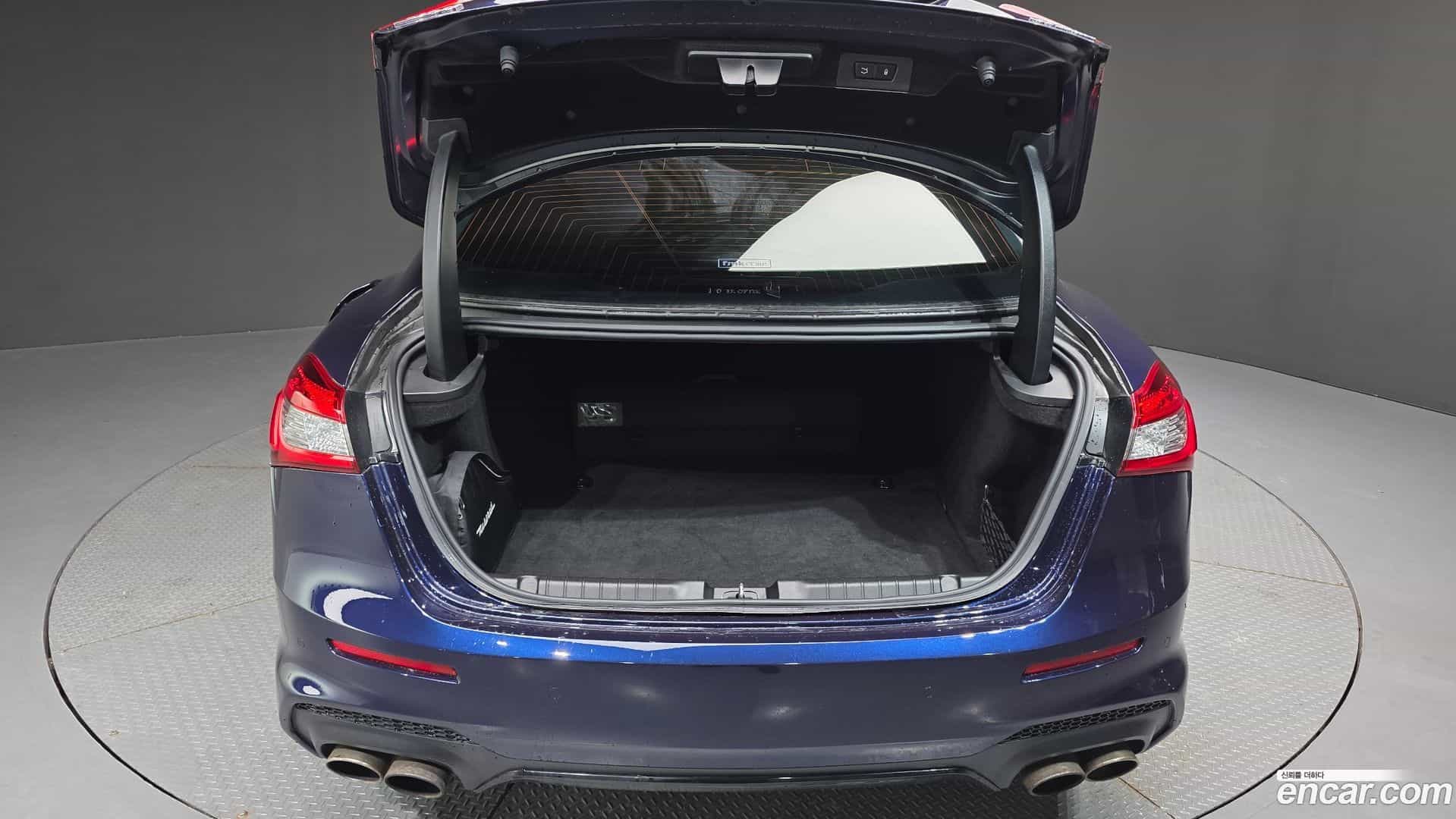 Ghibli Maserati 2017.9-OPTION-024