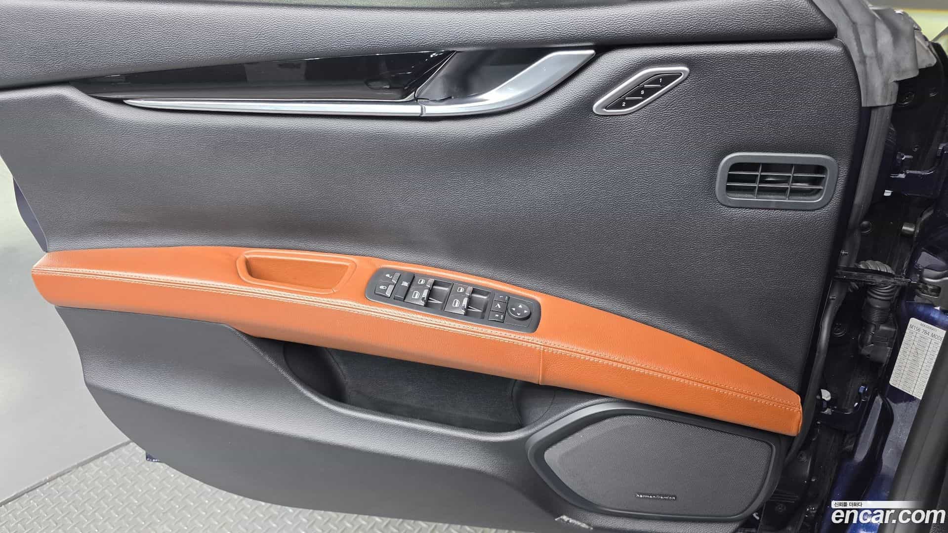 Ghibli Maserati 2017.9-INNER-034