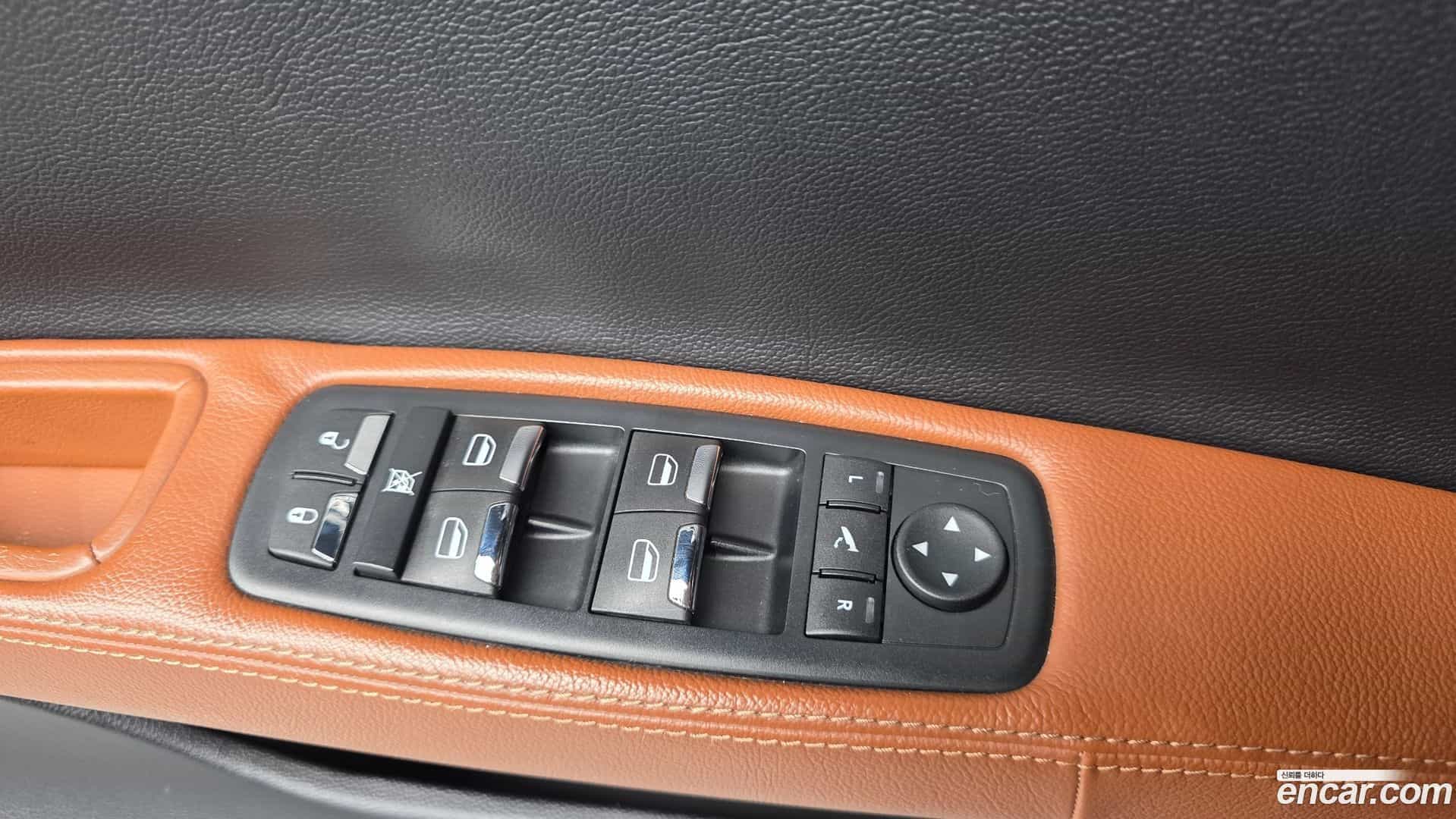 Ghibli Maserati 2017.9-OPTION-043
