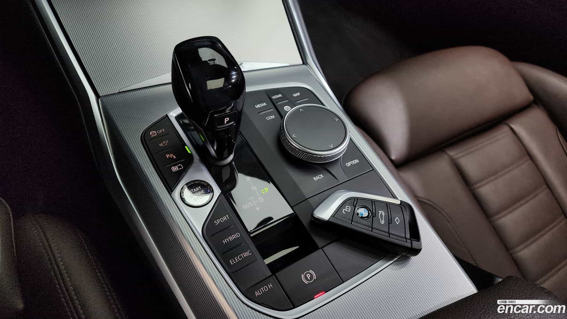 3-Series BMW 2021.5-INNER-009