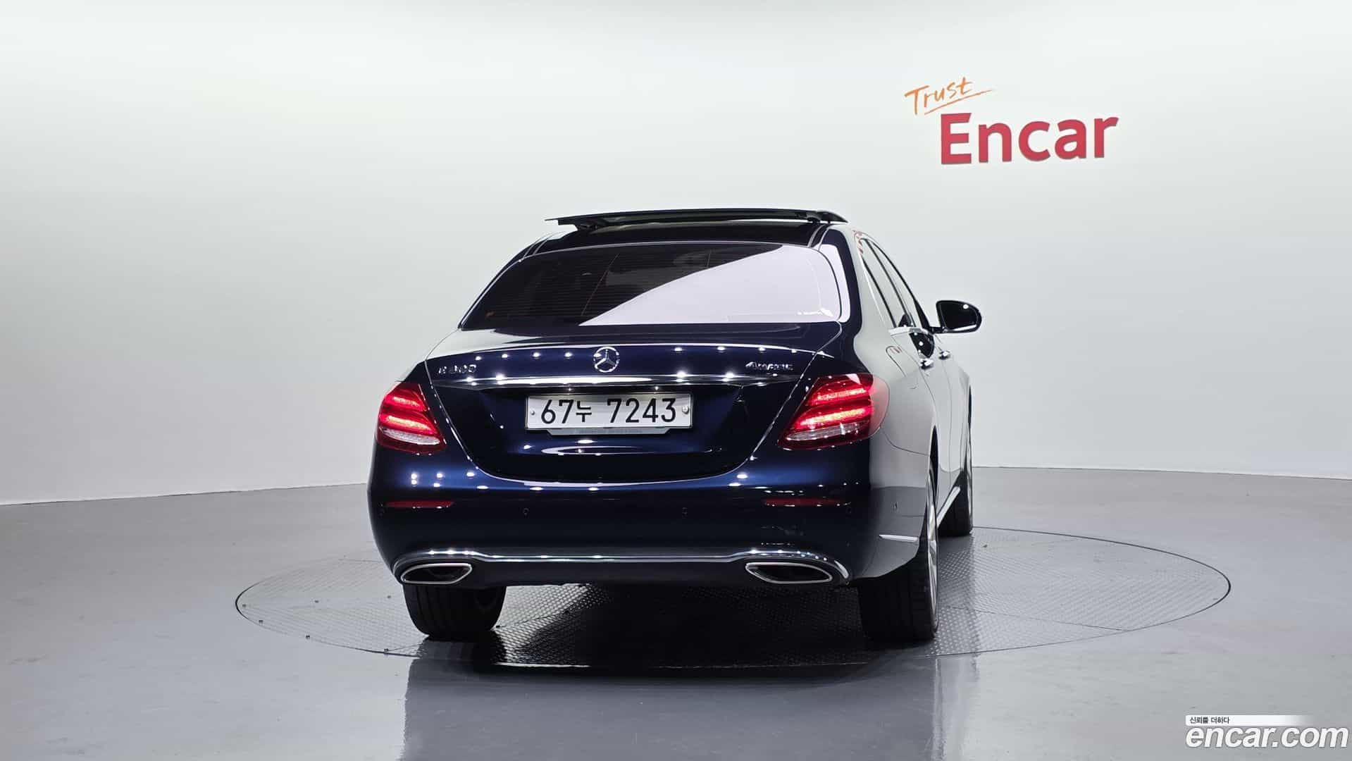 E-Class Mercedes-Benz 2019.6-OUTER-004