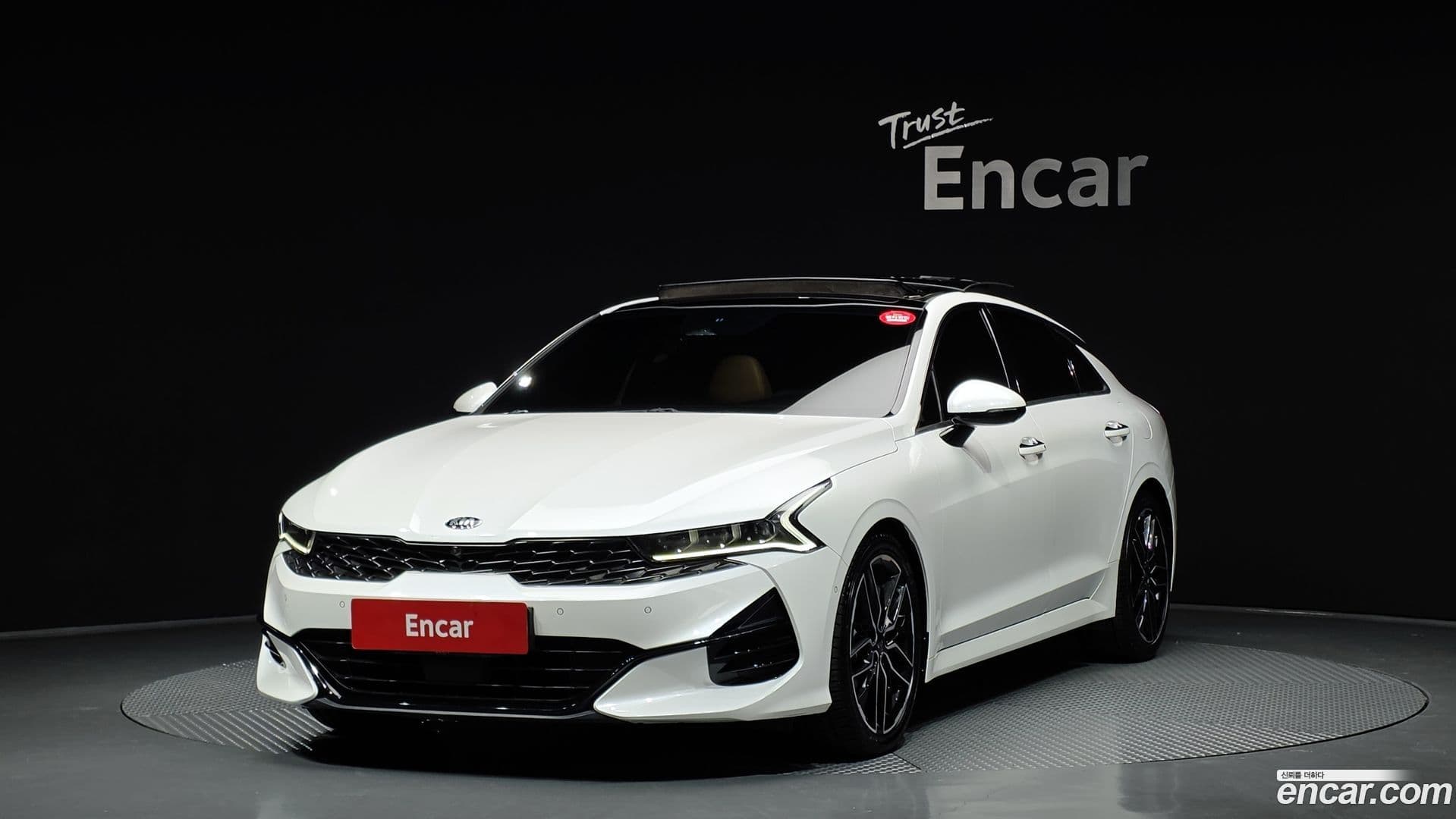 Main__Slider__Photo:K5 Kia 2021.3-0