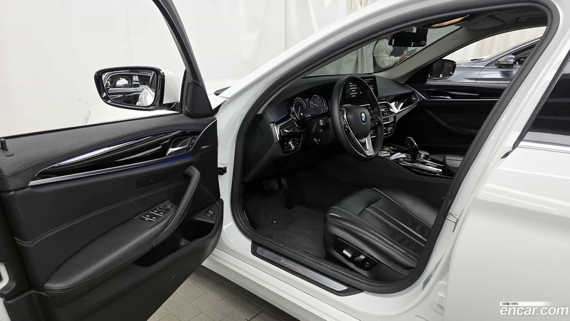 5-Series BMW 2018.11-INNER-010