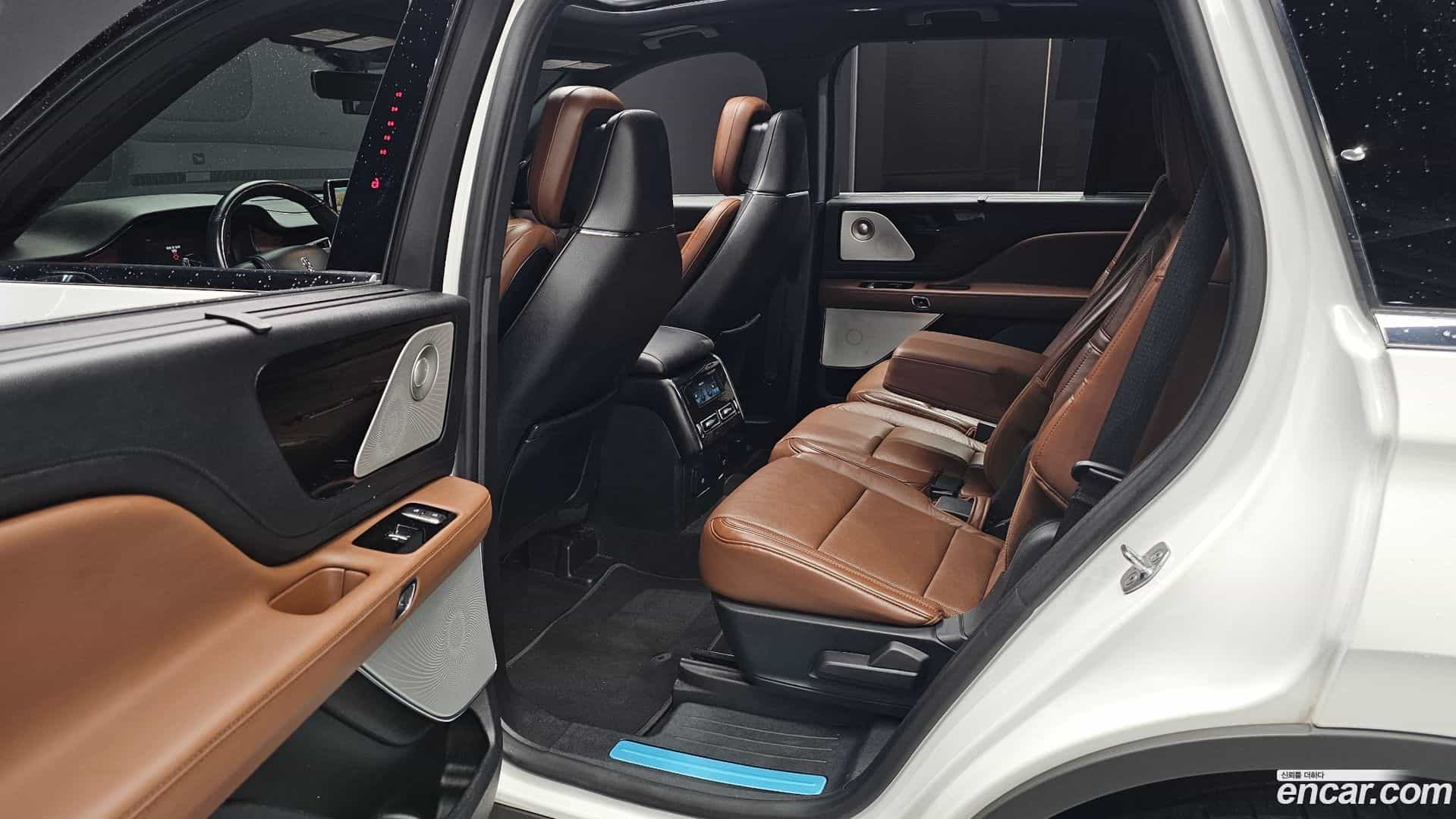 Aviator Lincoln 2021.2-OPTION-016