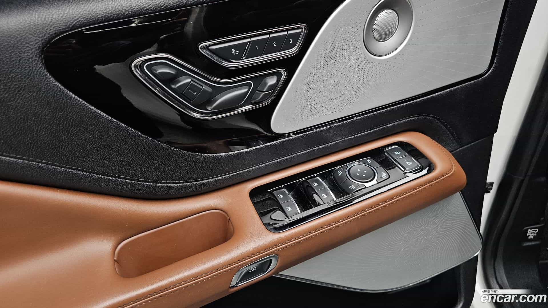 Aviator Lincoln 2021.2-OPTION-042