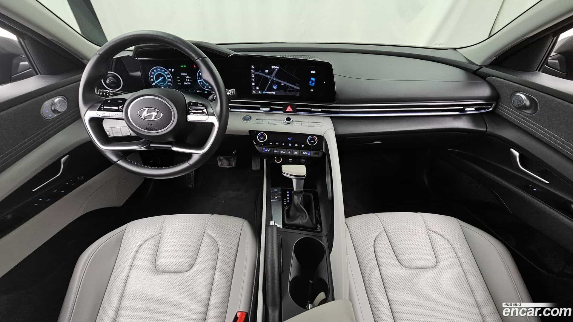 AVANTE Hyundai 2021.5-INNER-007