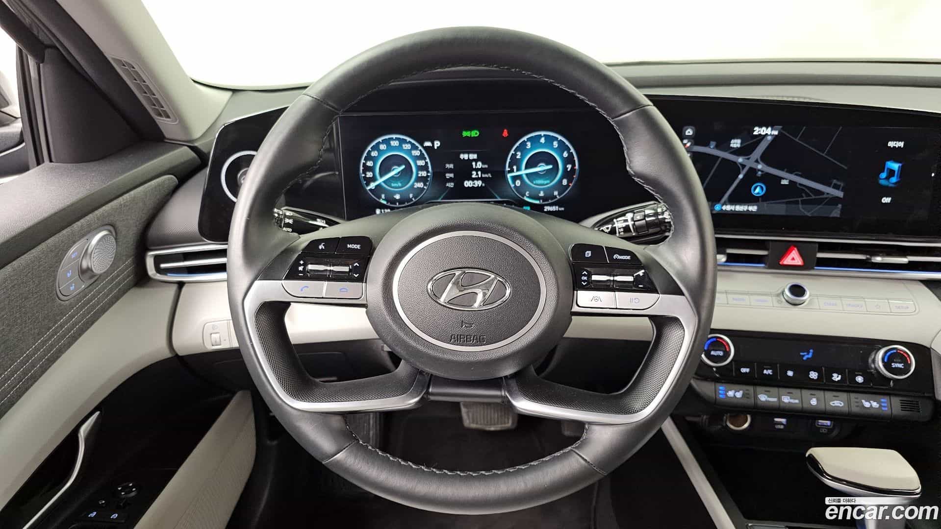 AVANTE Hyundai 2021.5-OPTION-017