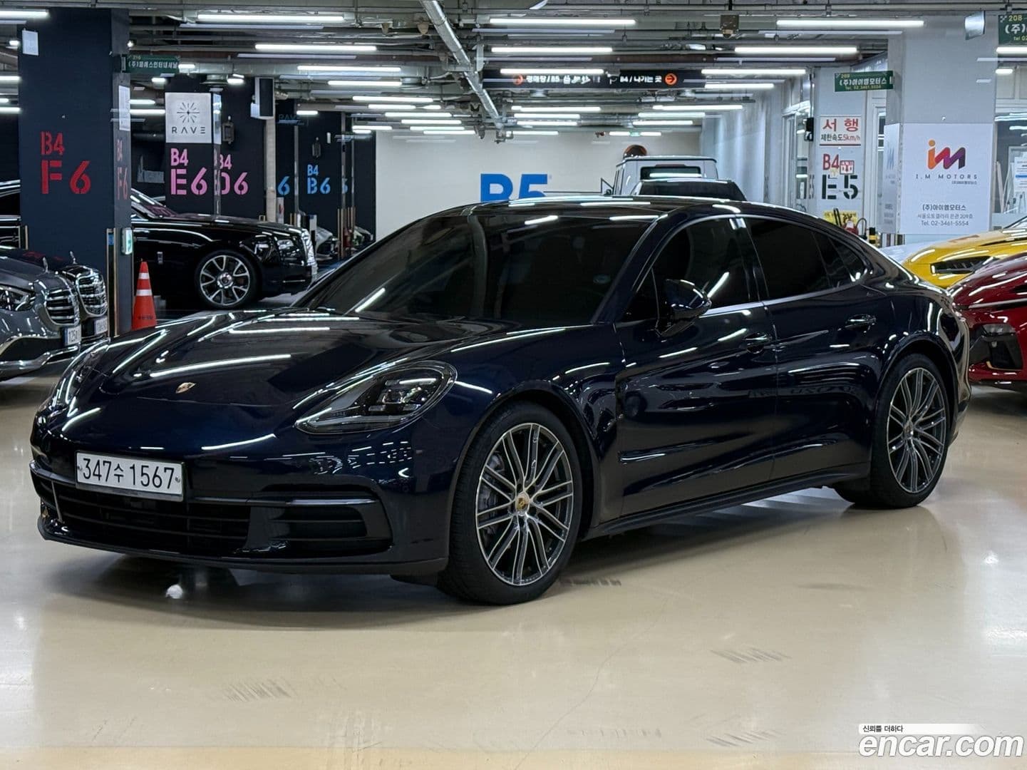 Main__Slider__Photo:Panamera Porsche 2018.2-0
