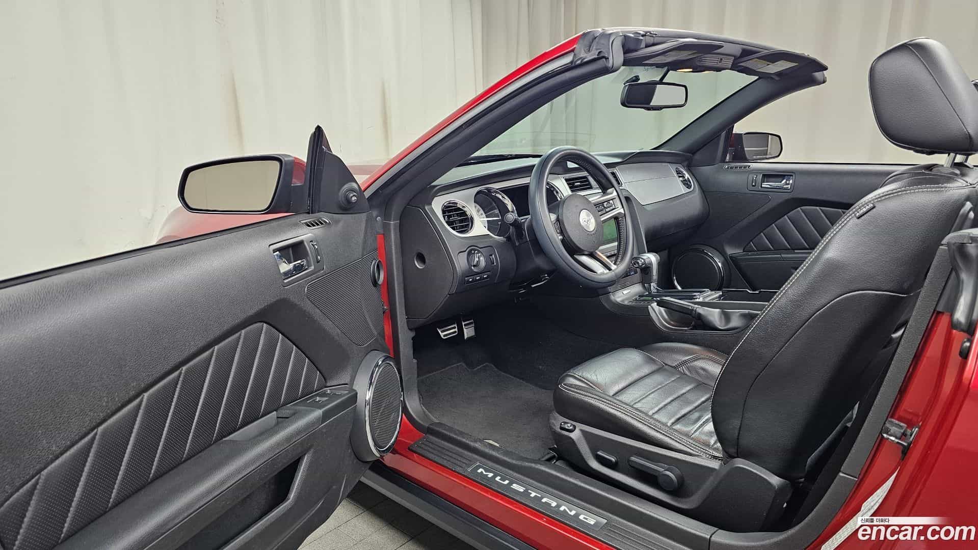 Mustang Ford 2009.9-INNER-010