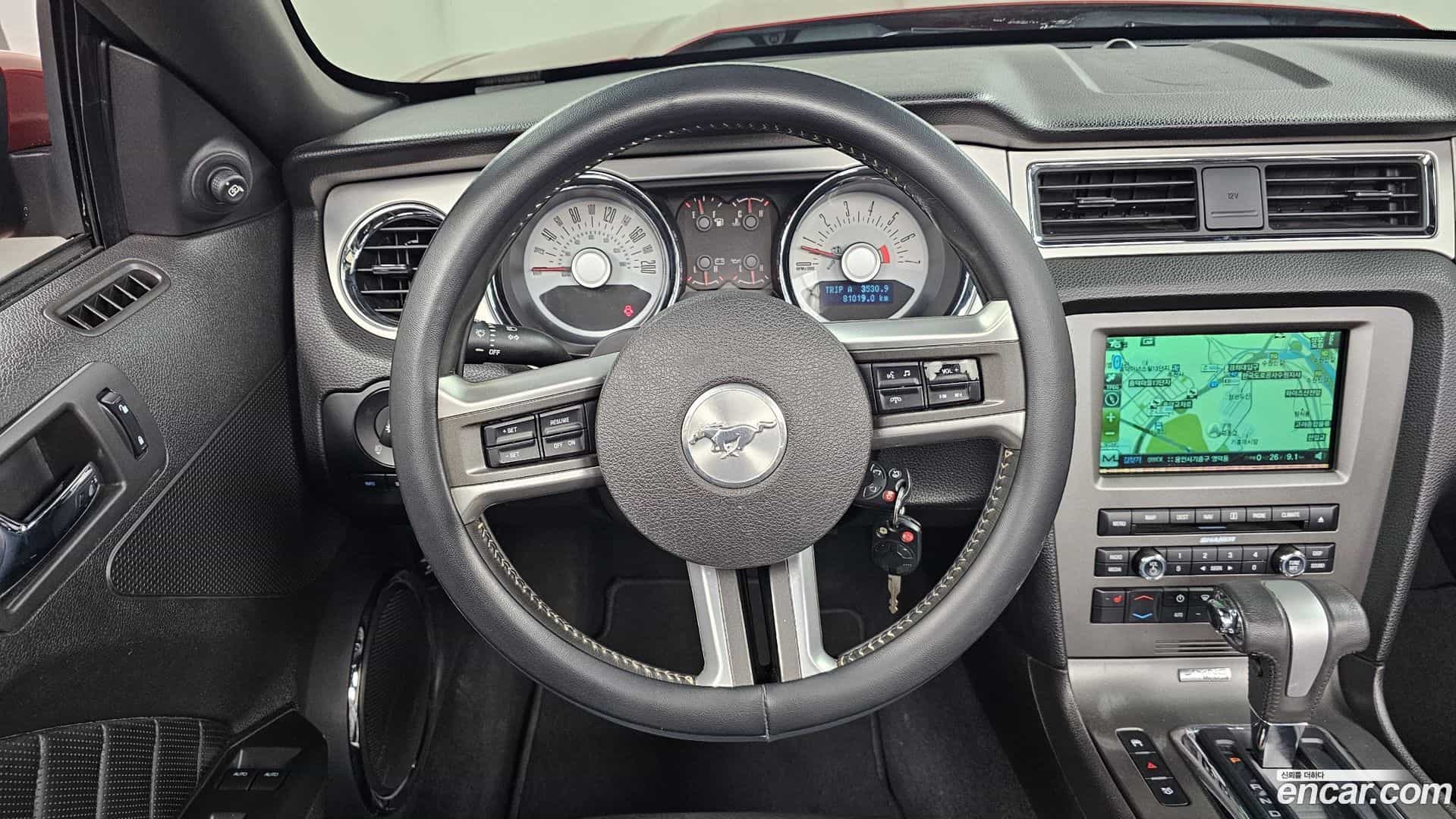 Mustang Ford 2009.9-OPTION-016