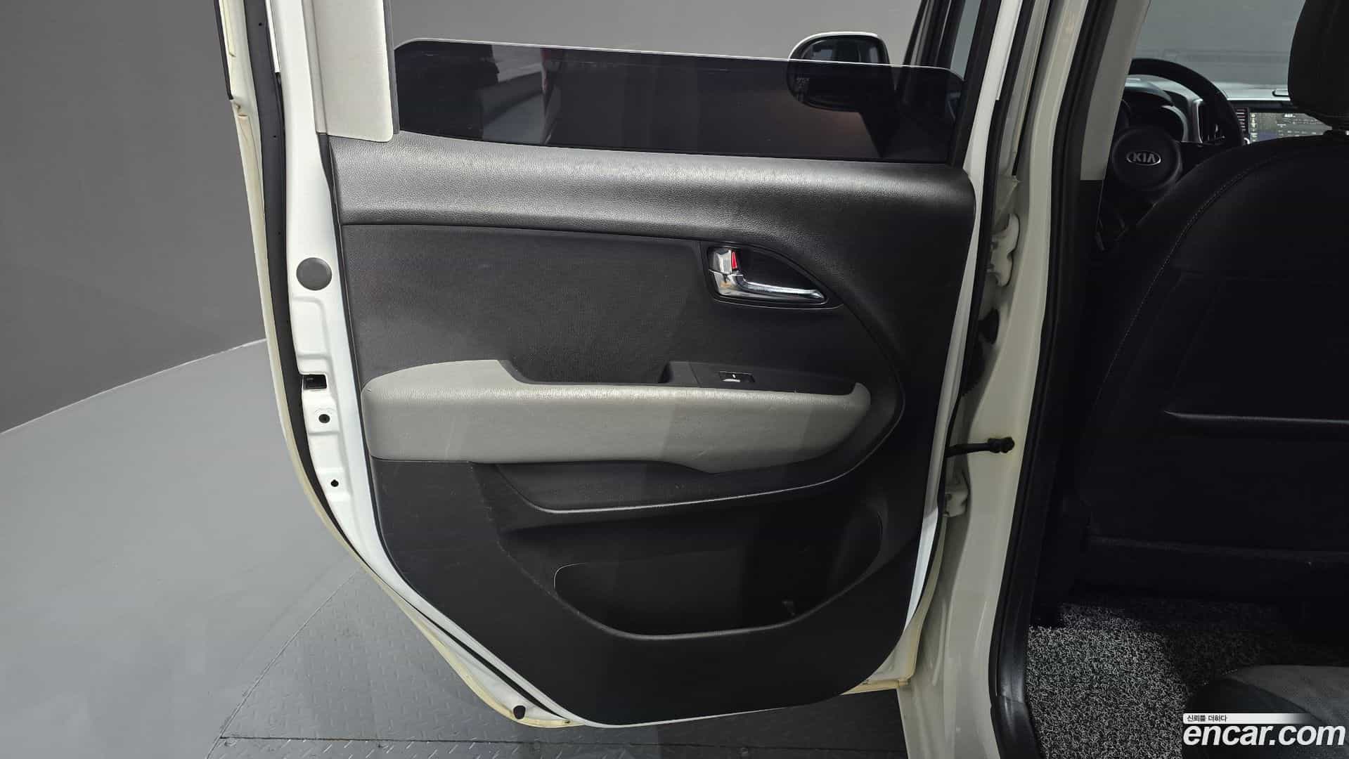 RAY Kia 2018.11-INNER-035