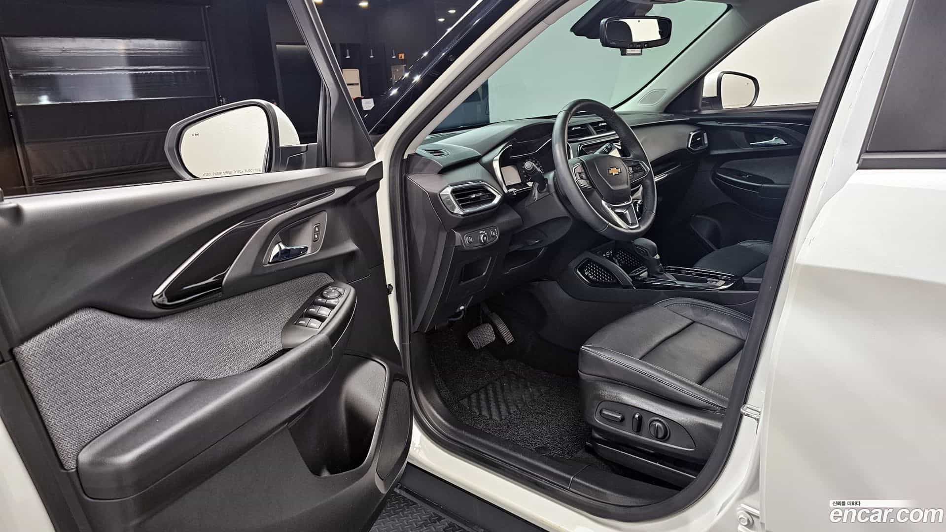 Trailblazer Chevrolet 2021.2-INNER-010