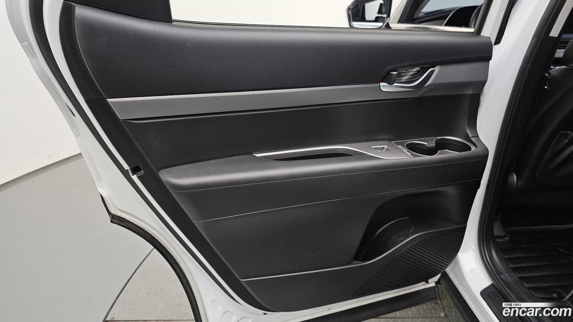 Palisade Hyundai 2021.2-INNER-035
