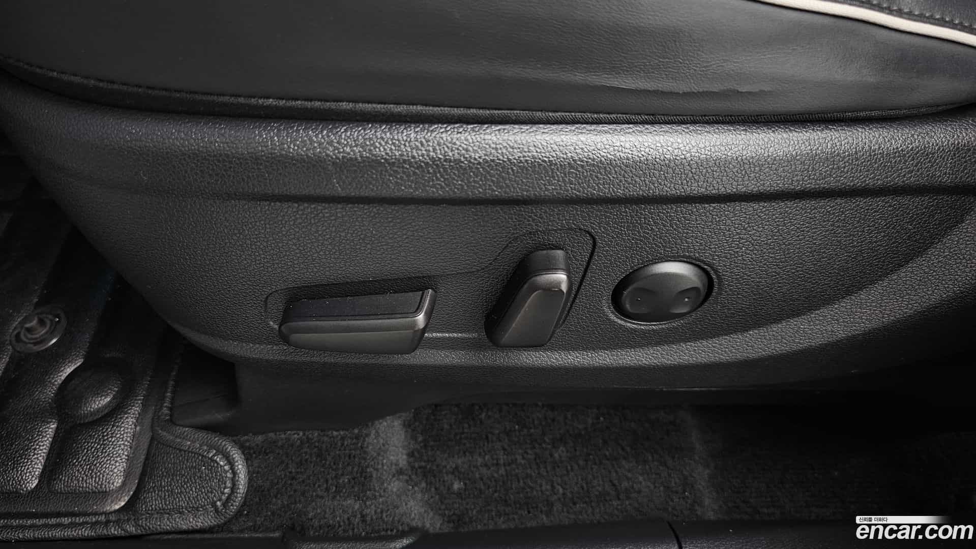 Palisade Hyundai 2021.2-INNER-036