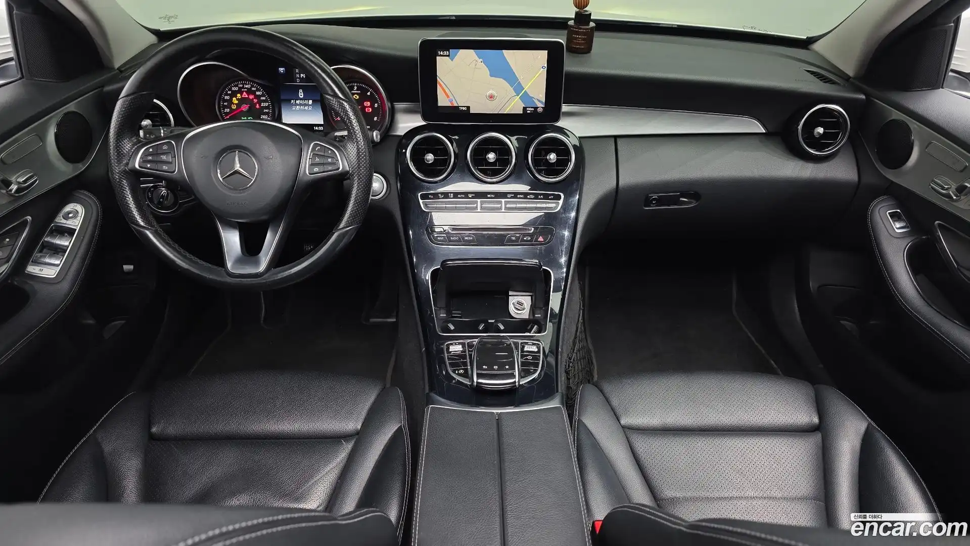C-Class Mercedes-Benz 2016.4-INNER-007