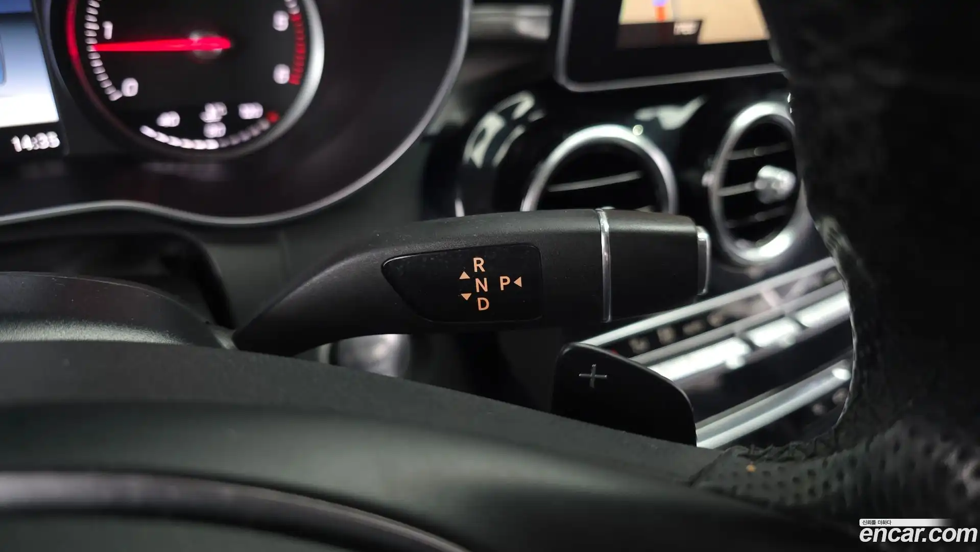 C-Class Mercedes-Benz 2016.4-INNER-009
