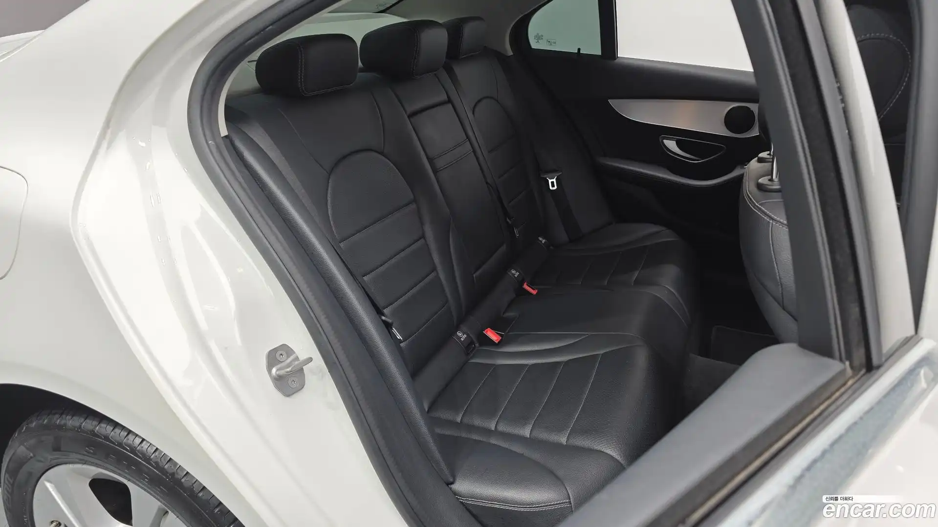 C-Class Mercedes-Benz 2016.4-OPTION-015