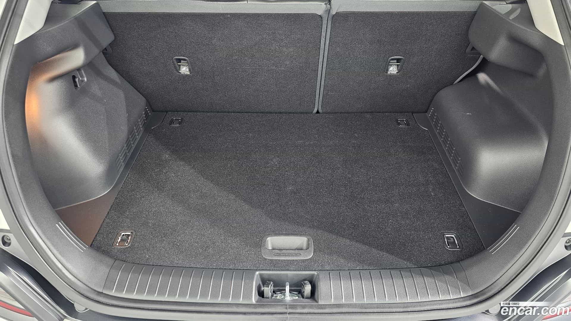 Kona Hyundai 2018.4-OPTION-024