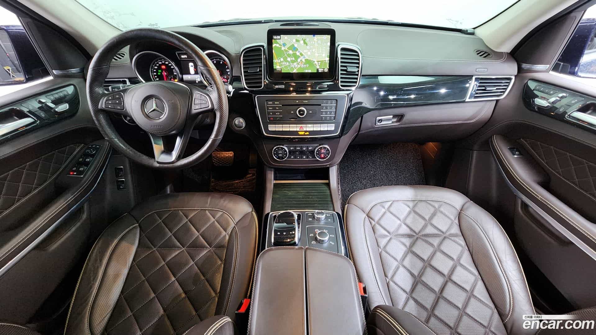 GLS-Class Mercedes-Benz 2017.9-INNER-007
