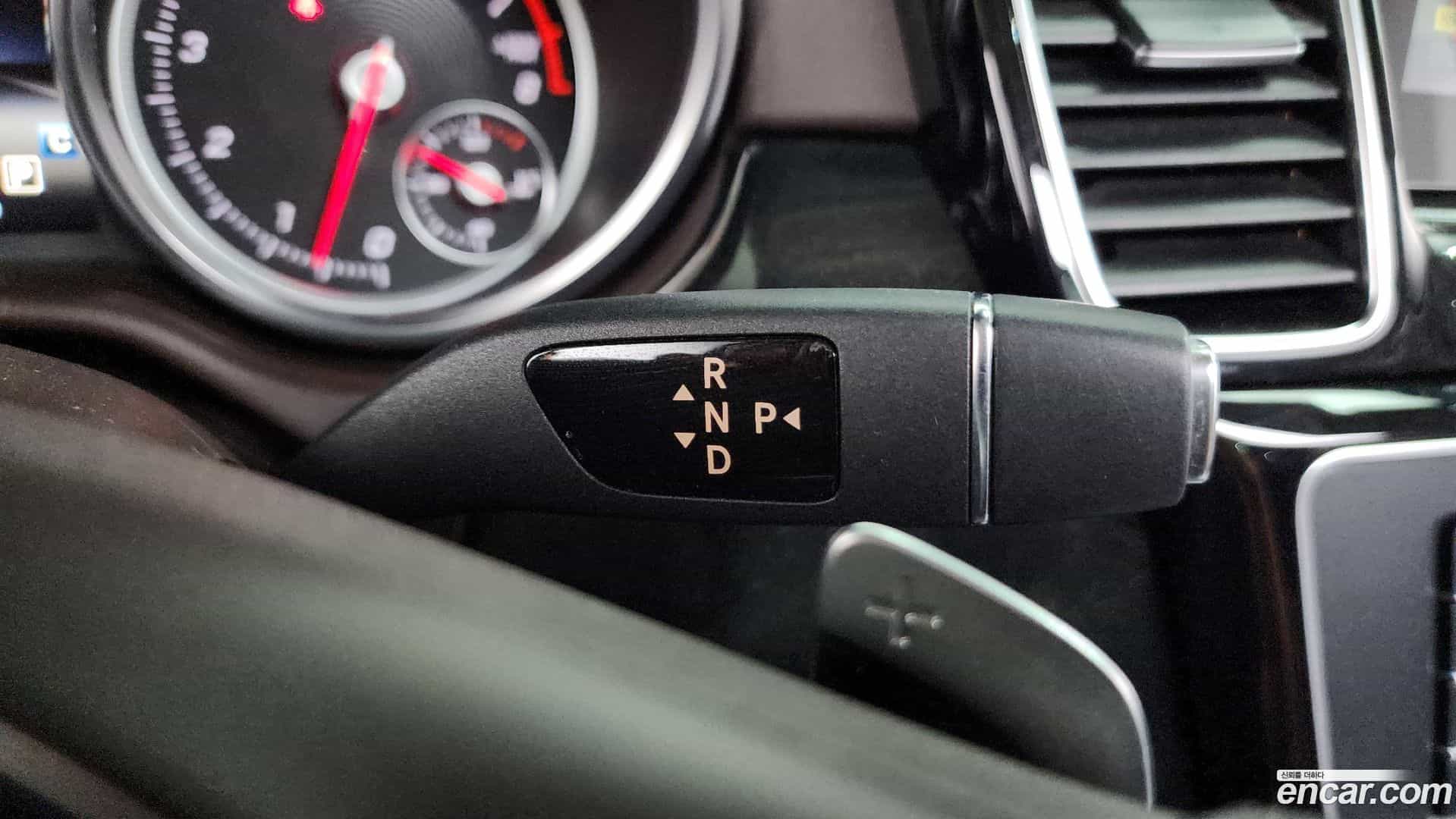 GLS-Class Mercedes-Benz 2017.9-INNER-009