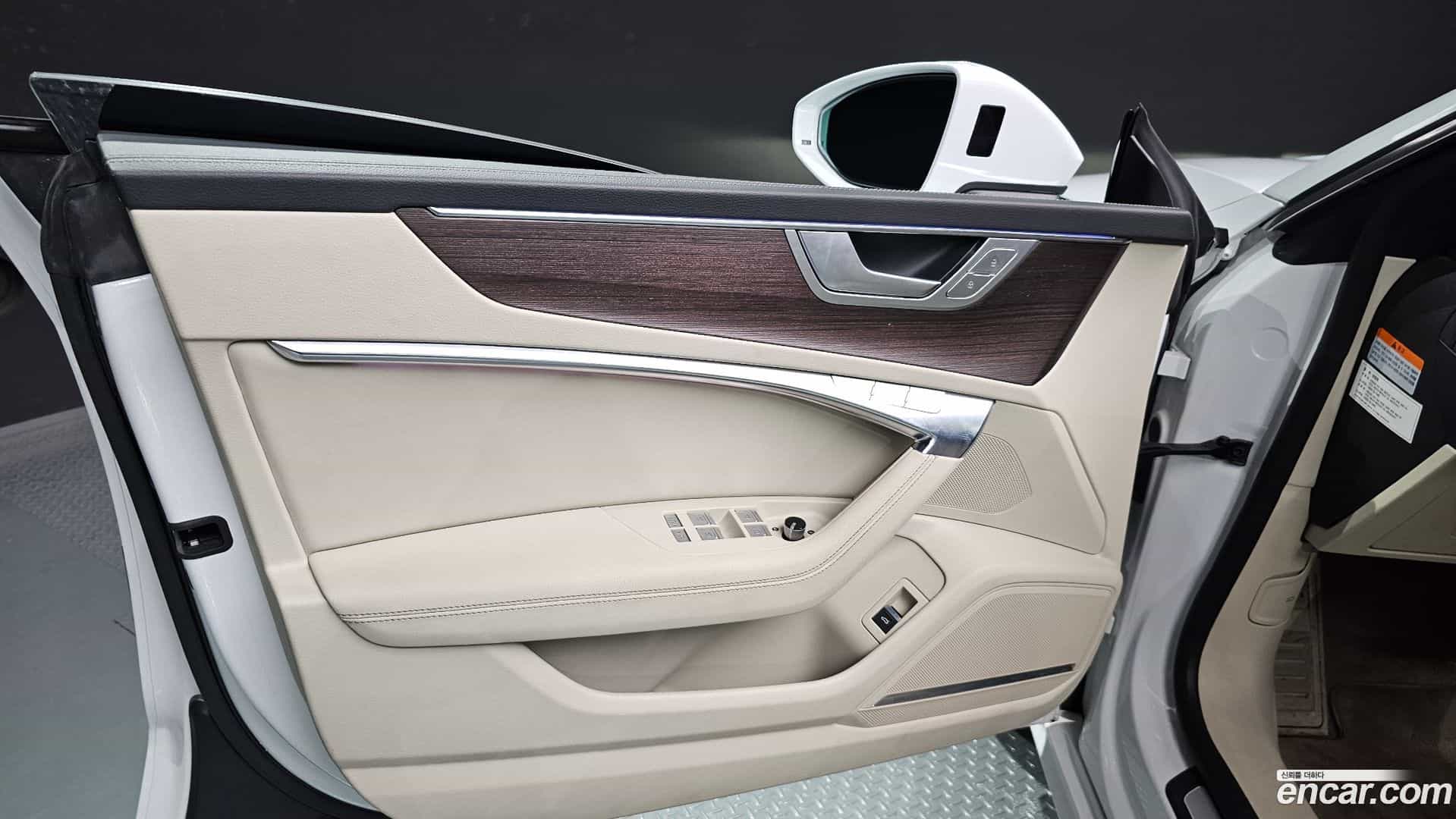 A7 Audi 2022.0-INNER-034