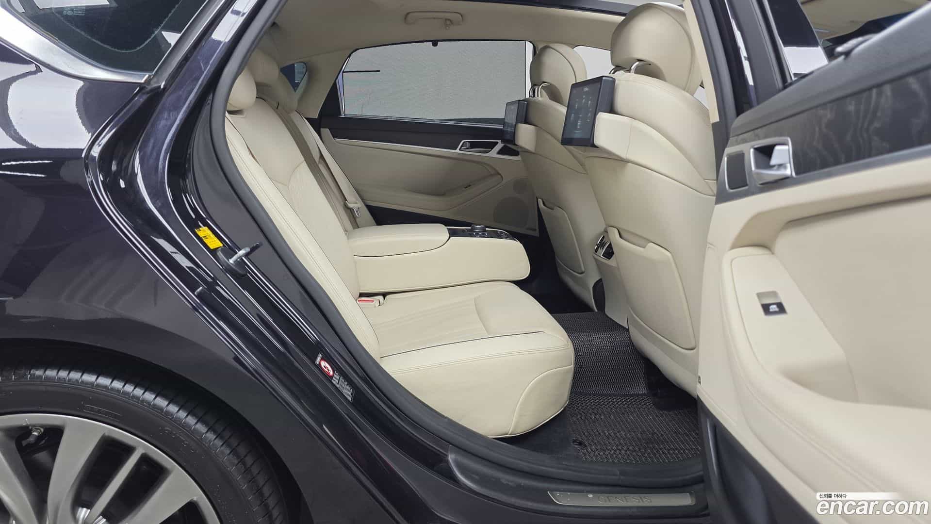Genesis Hyundai 2015.6-OPTION-016