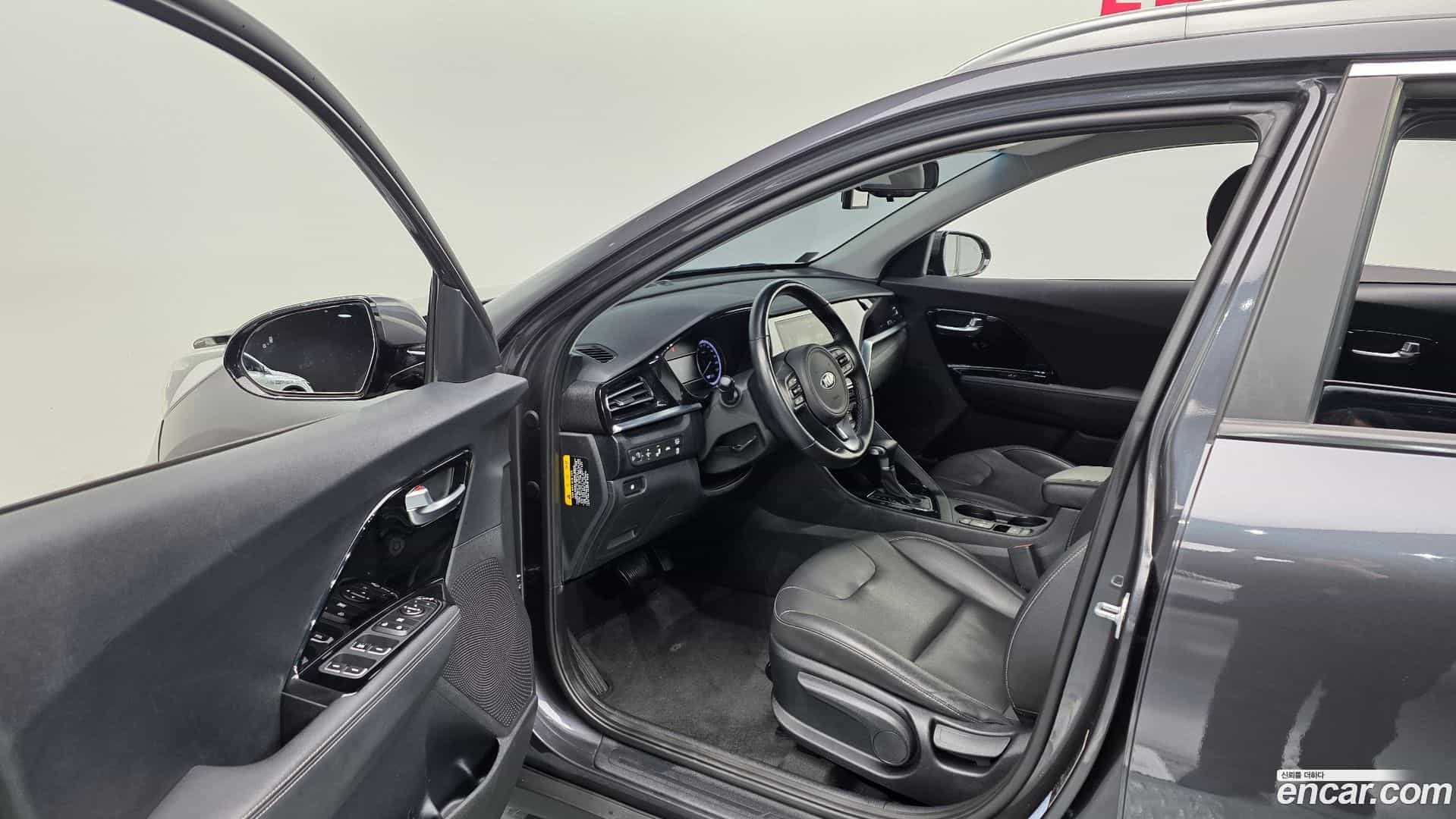 Niro Kia 2019.10-INNER-010