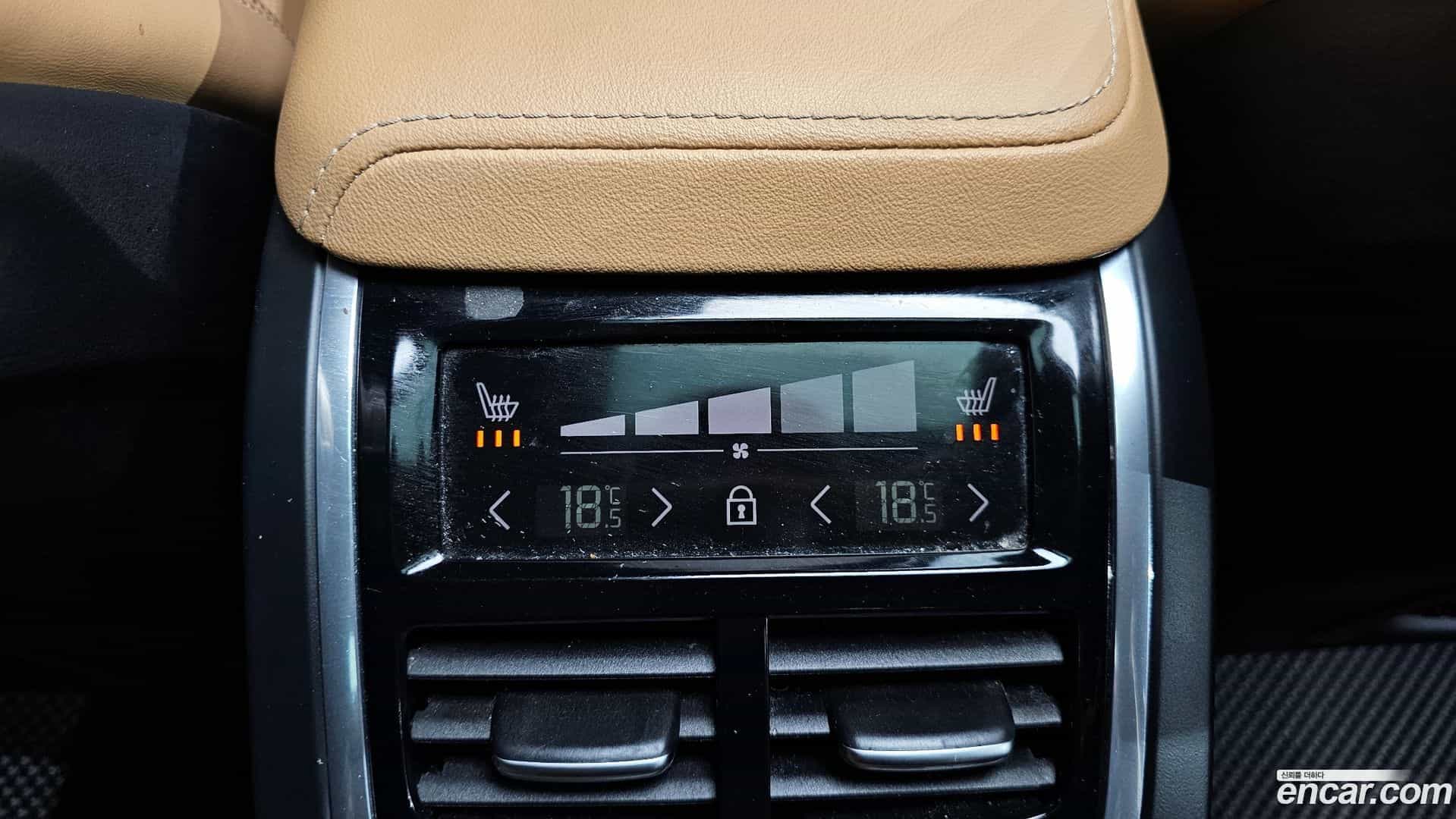 V60 Volvo 2021.6-OPTION-044