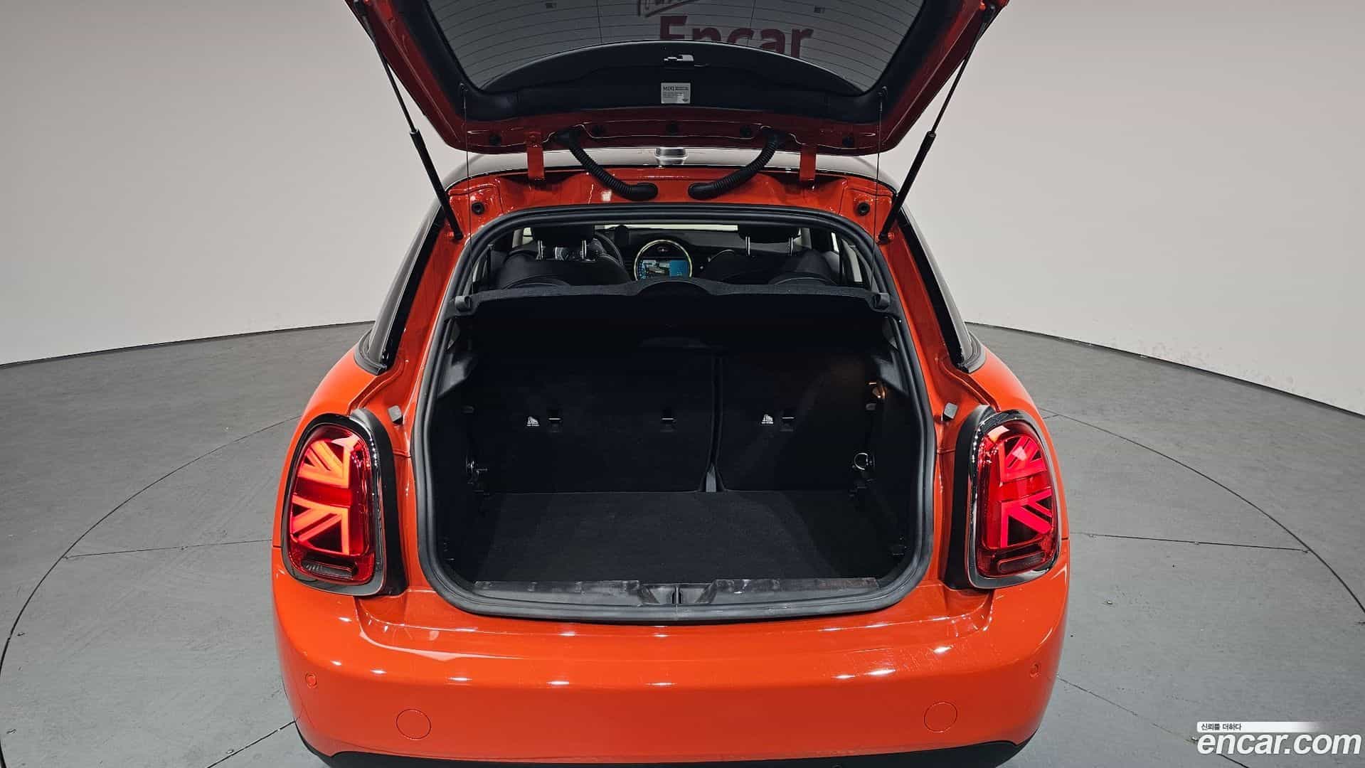 Cooper Mini 2021.5-OPTION-024