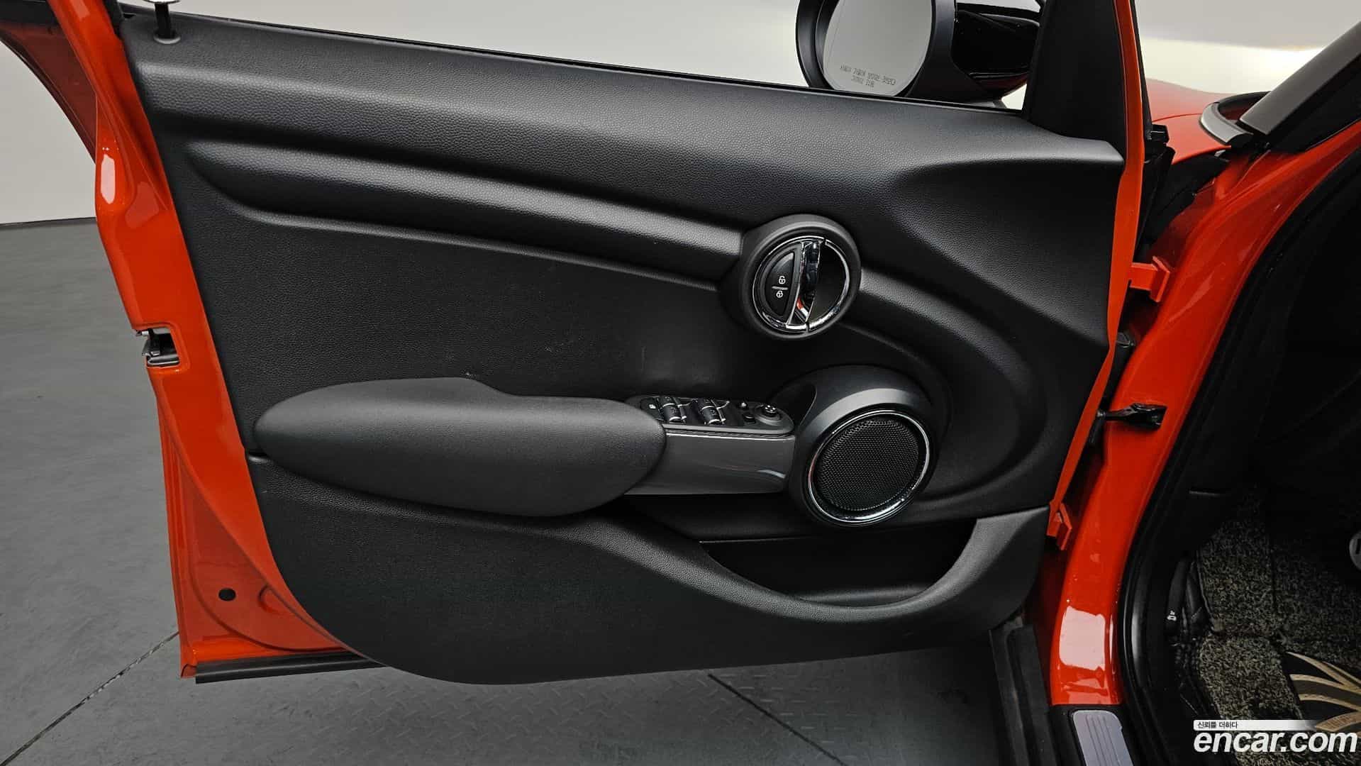 Cooper Mini 2021.5-INNER-034
