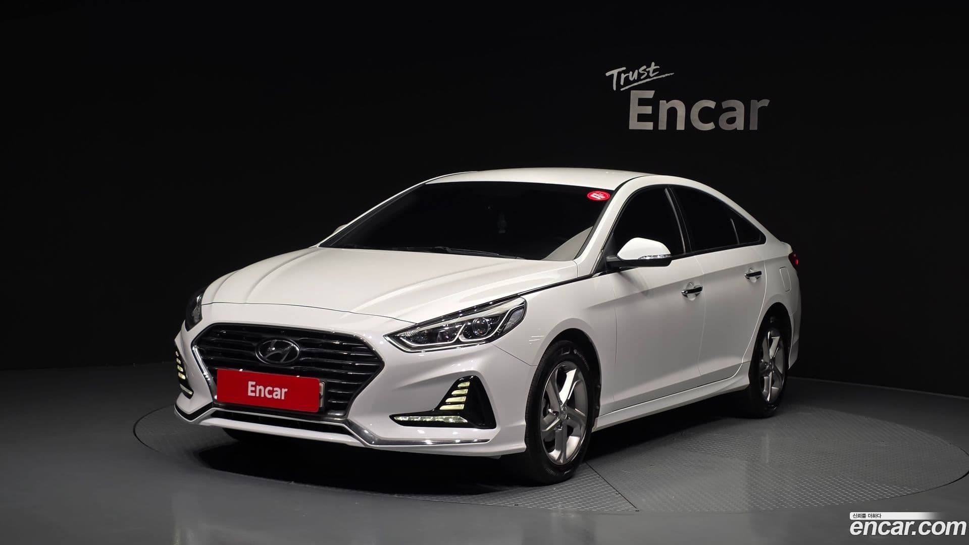 Main__Slider__Photo:Sonata Hyundai 2017.8-0