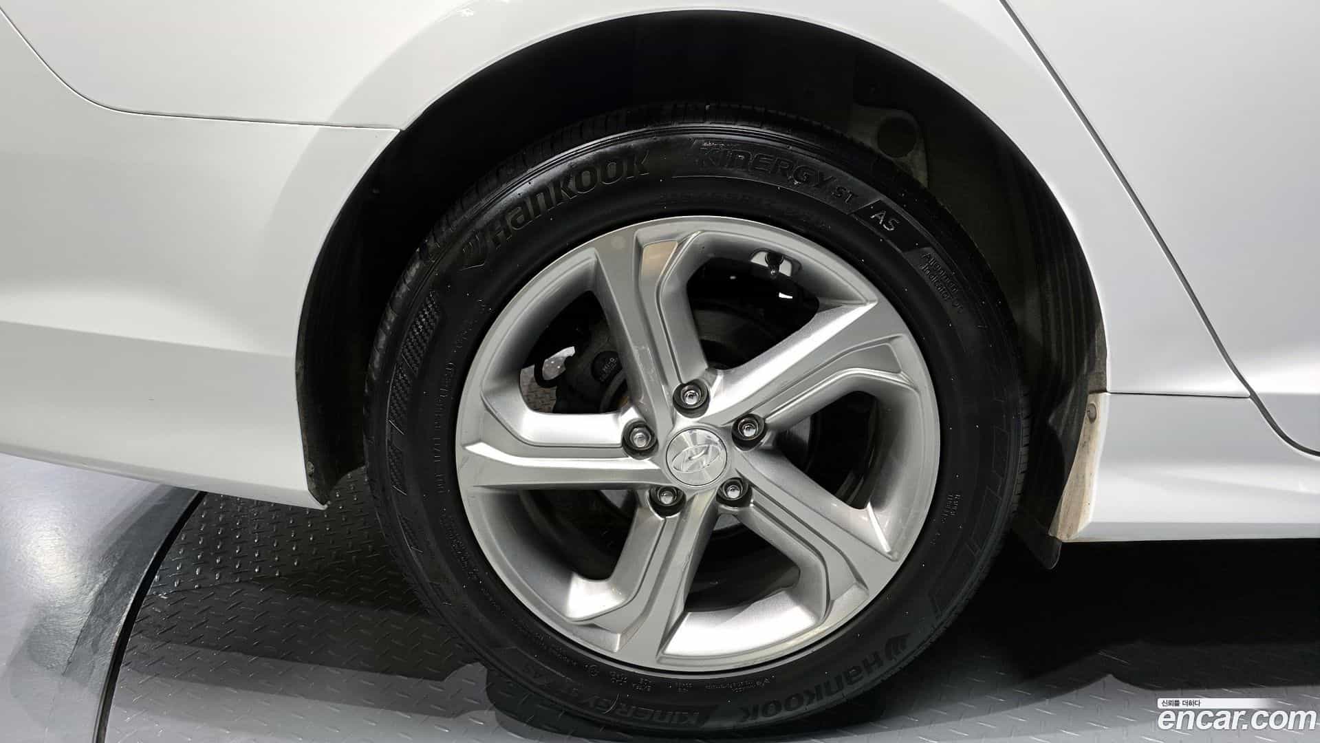 Sonata Hyundai 2017.8-OUTER-005