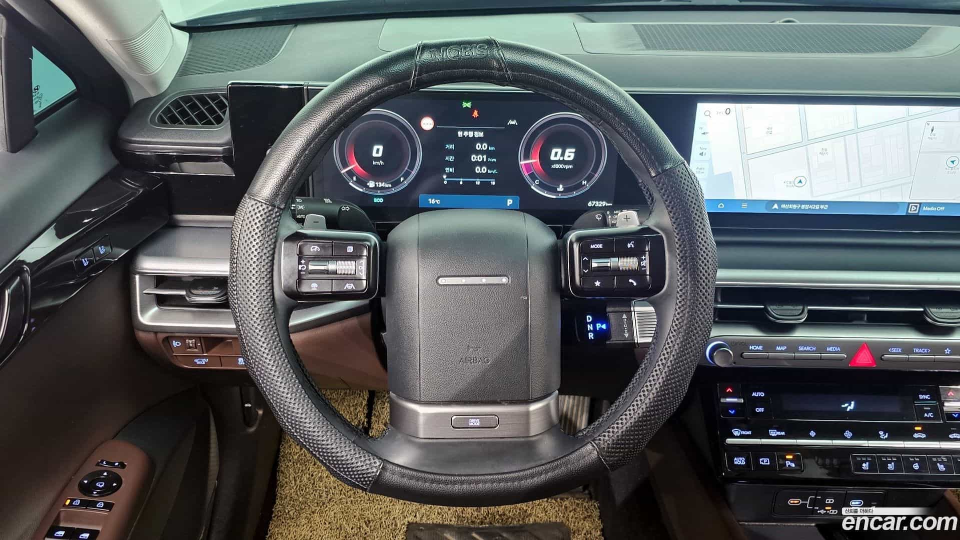 Grandeur Hyundai 2023.9-OPTION-017