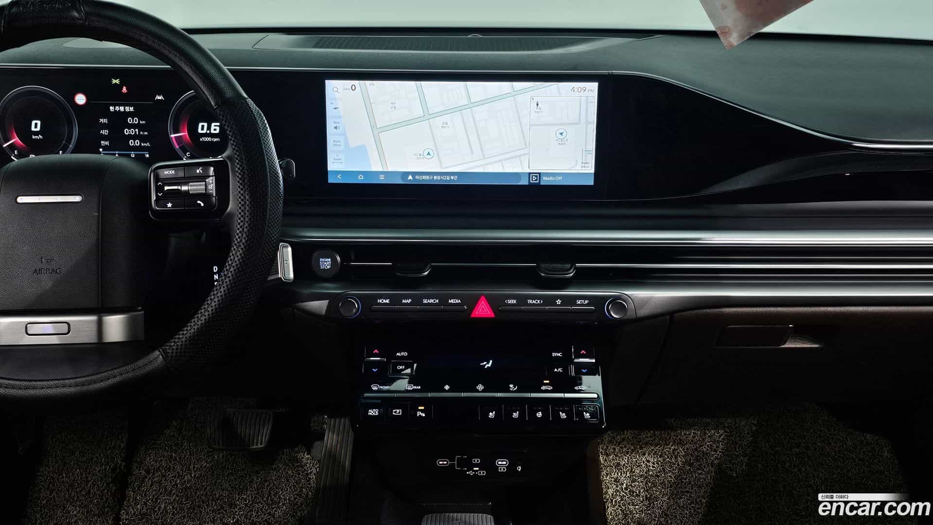 Grandeur Hyundai 2023.9-OPTION-018