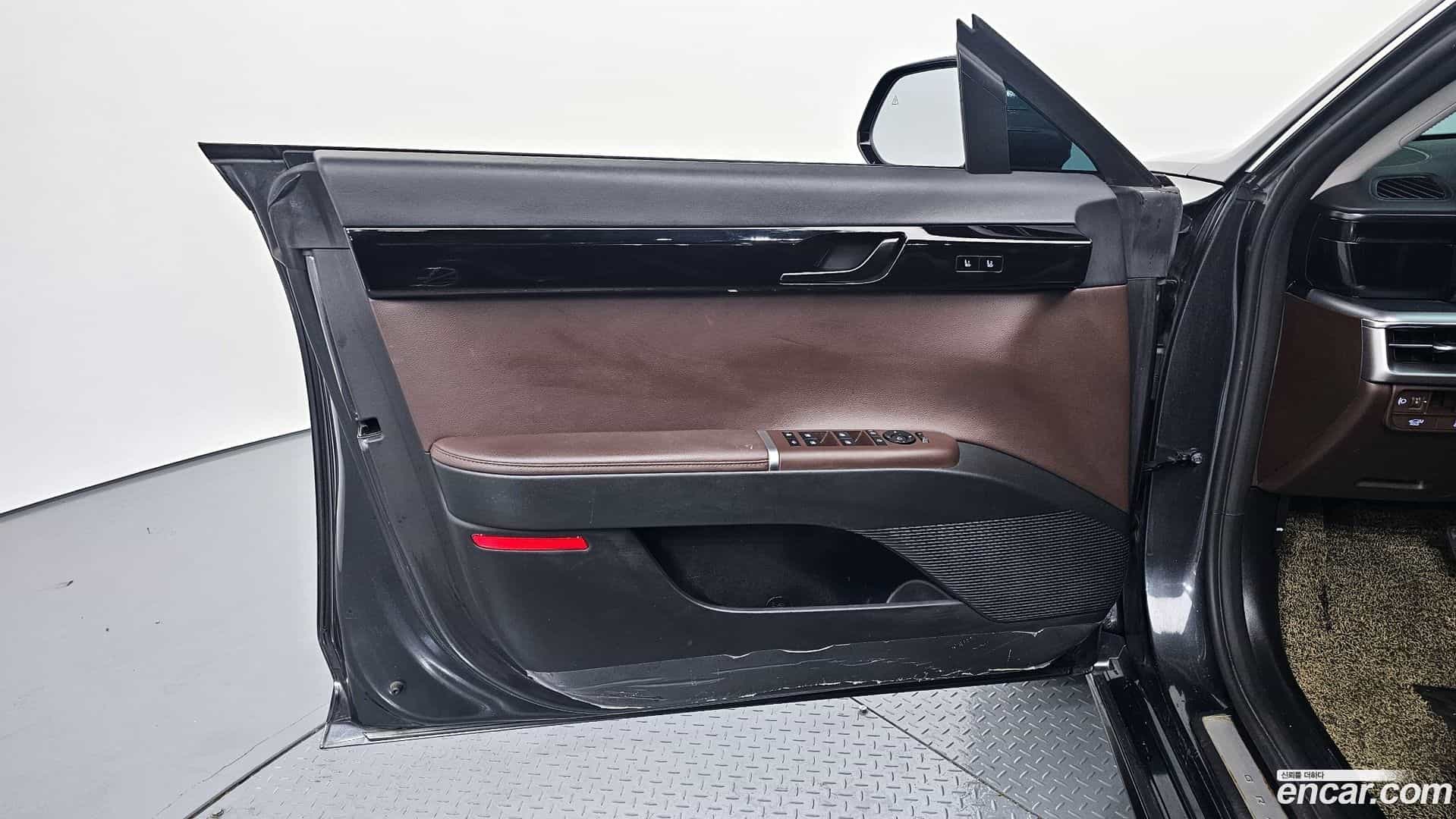 Grandeur Hyundai 2023.9-INNER-034