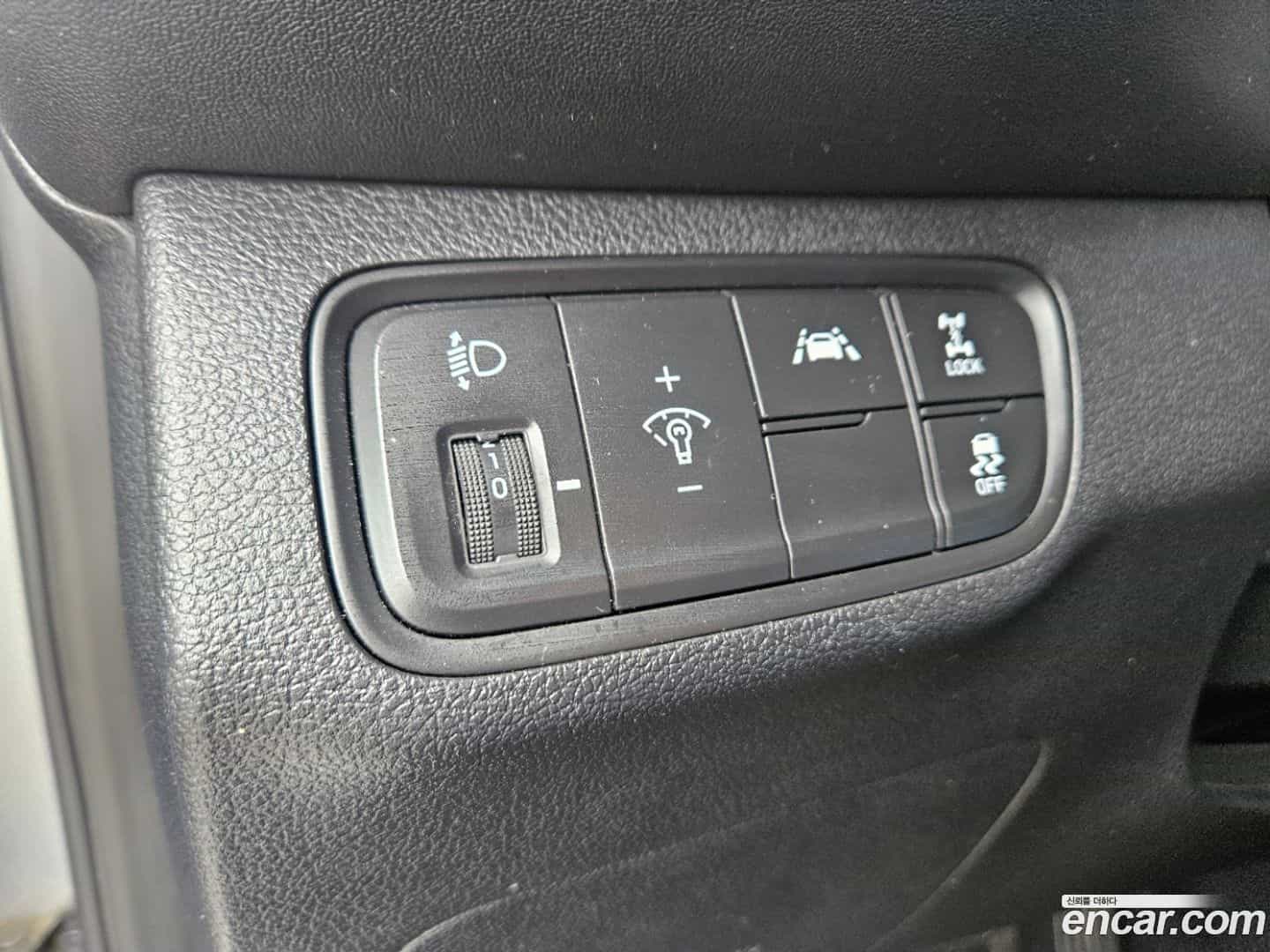 Santafe Hyundai 2020.2-INNER-009