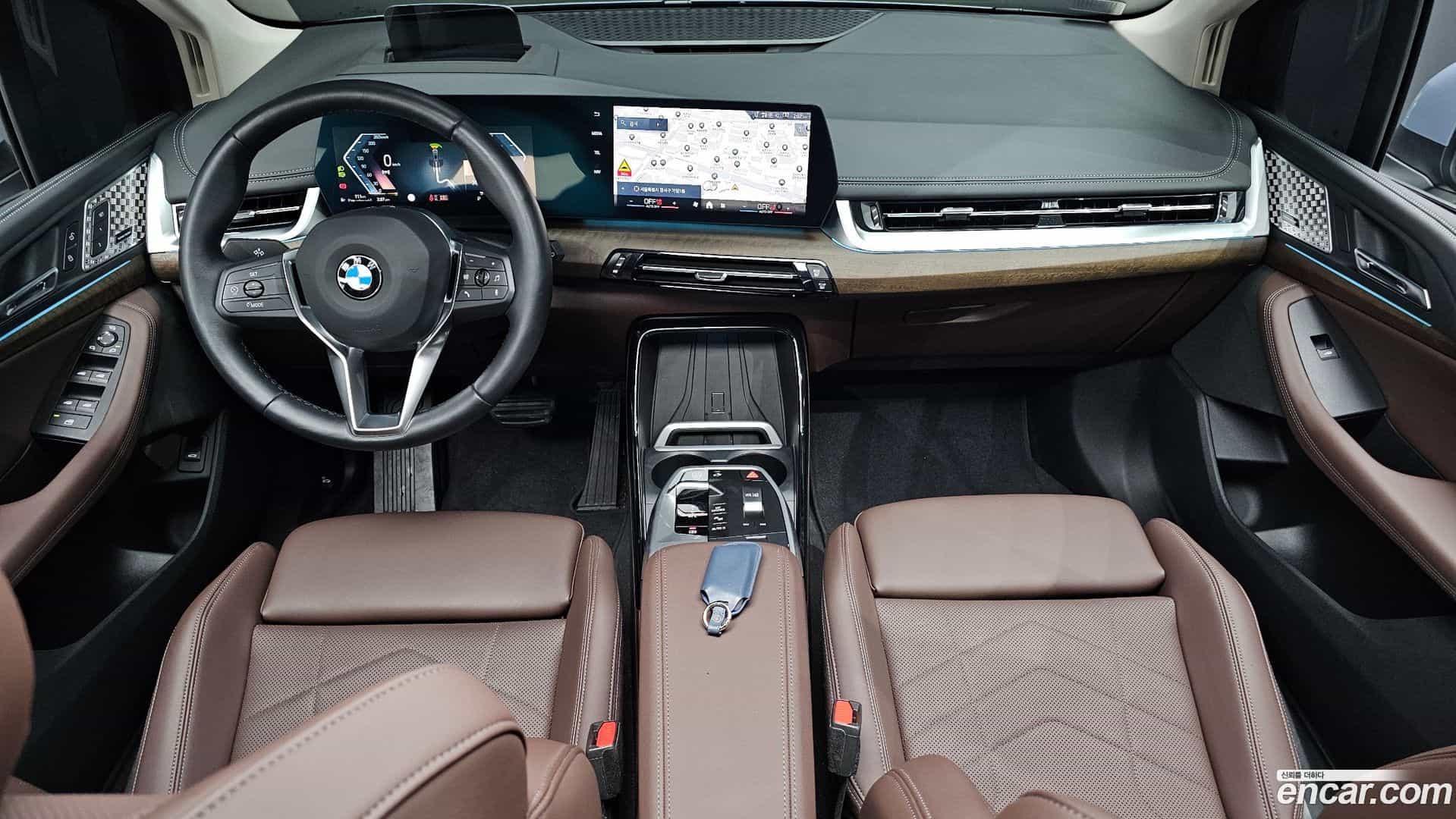 2-Series BMW 2024.3-INNER-007