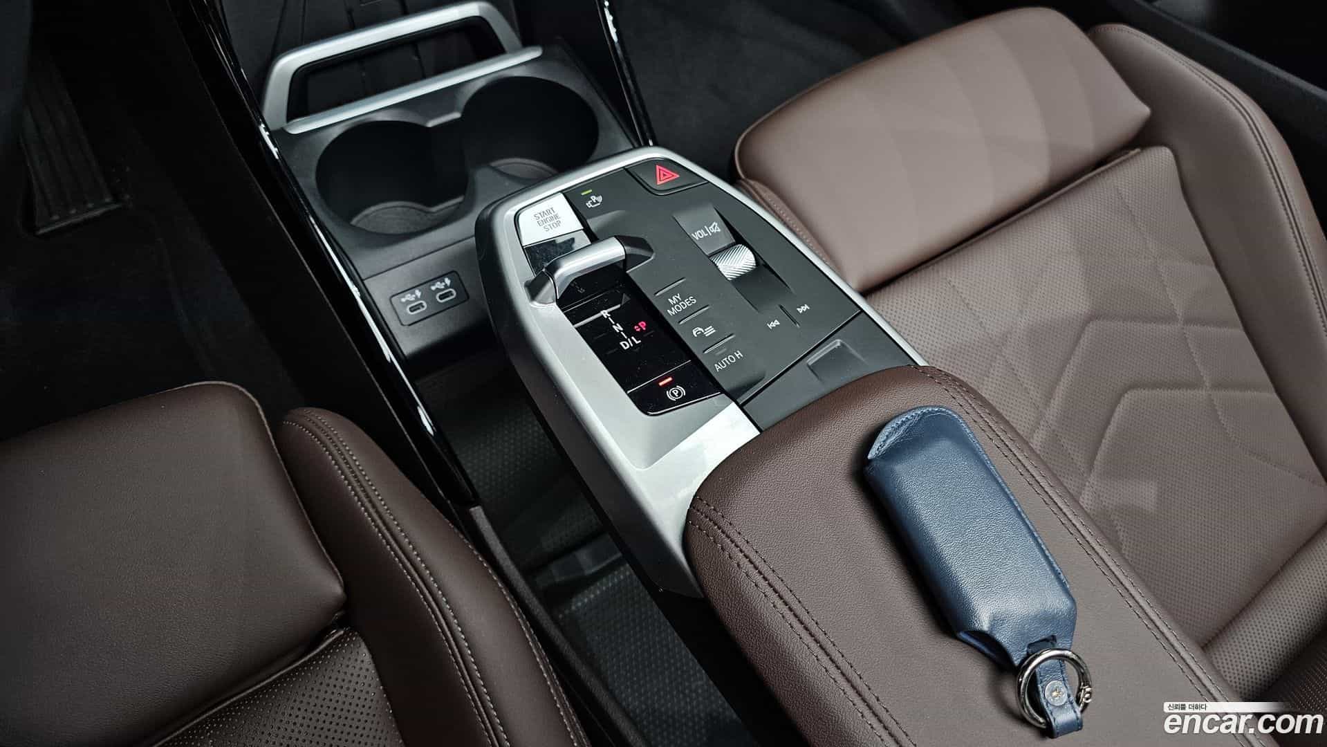 2-Series BMW 2024.3-INNER-009