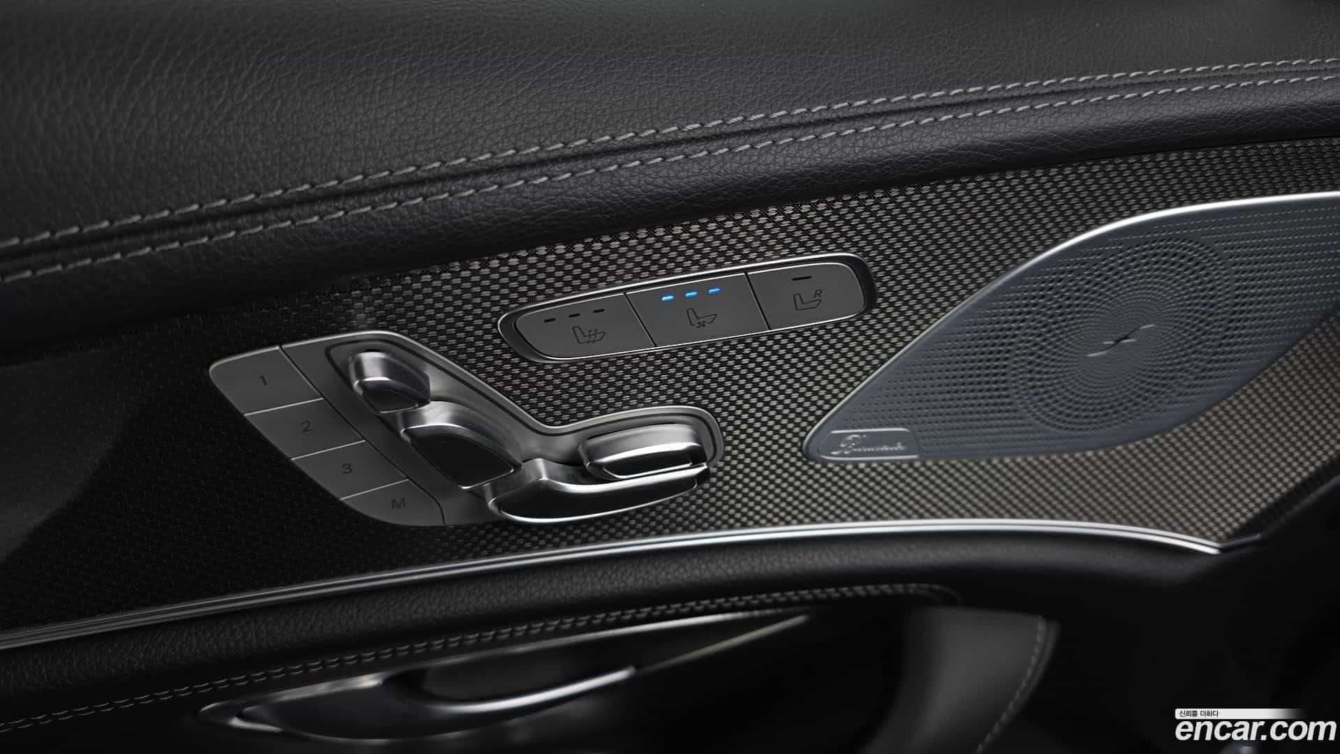 CLS-Class Mercedes-Benz 2018.10-OPTION-042