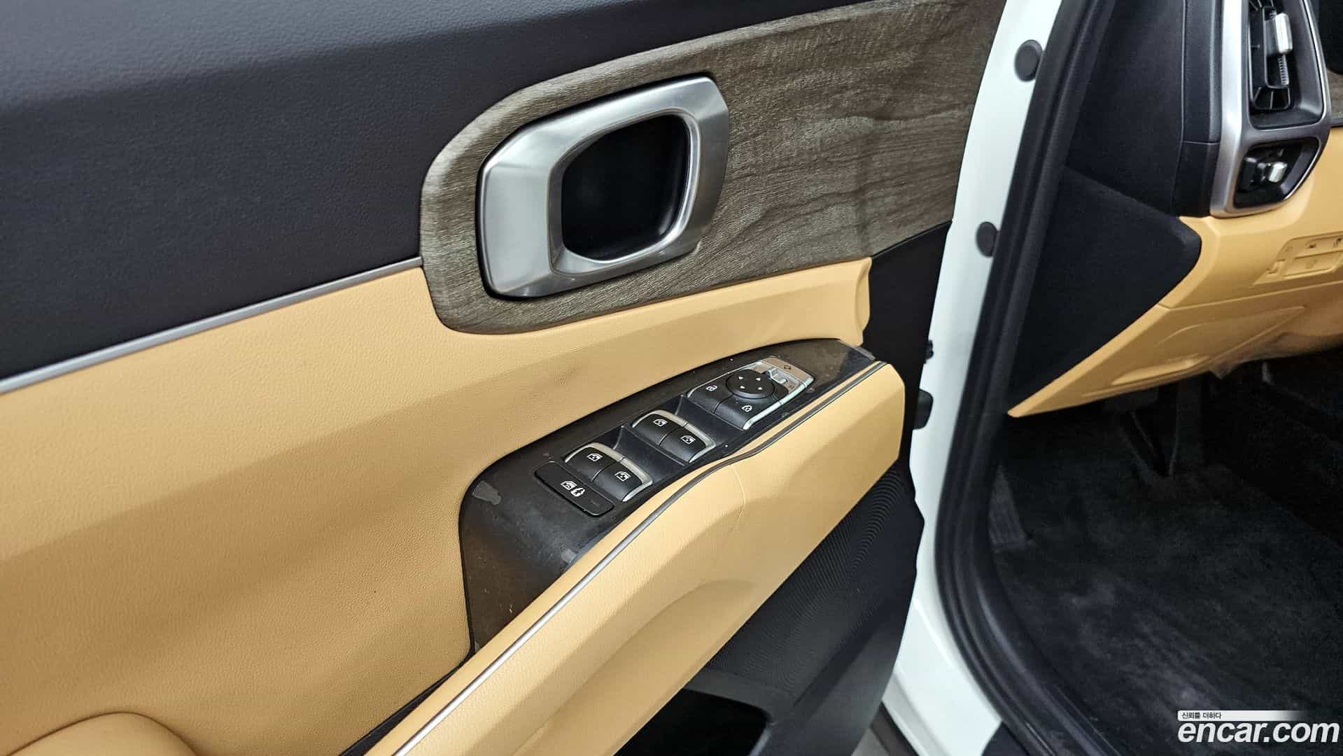 Sorento Kia 2022.0-OPTION-043