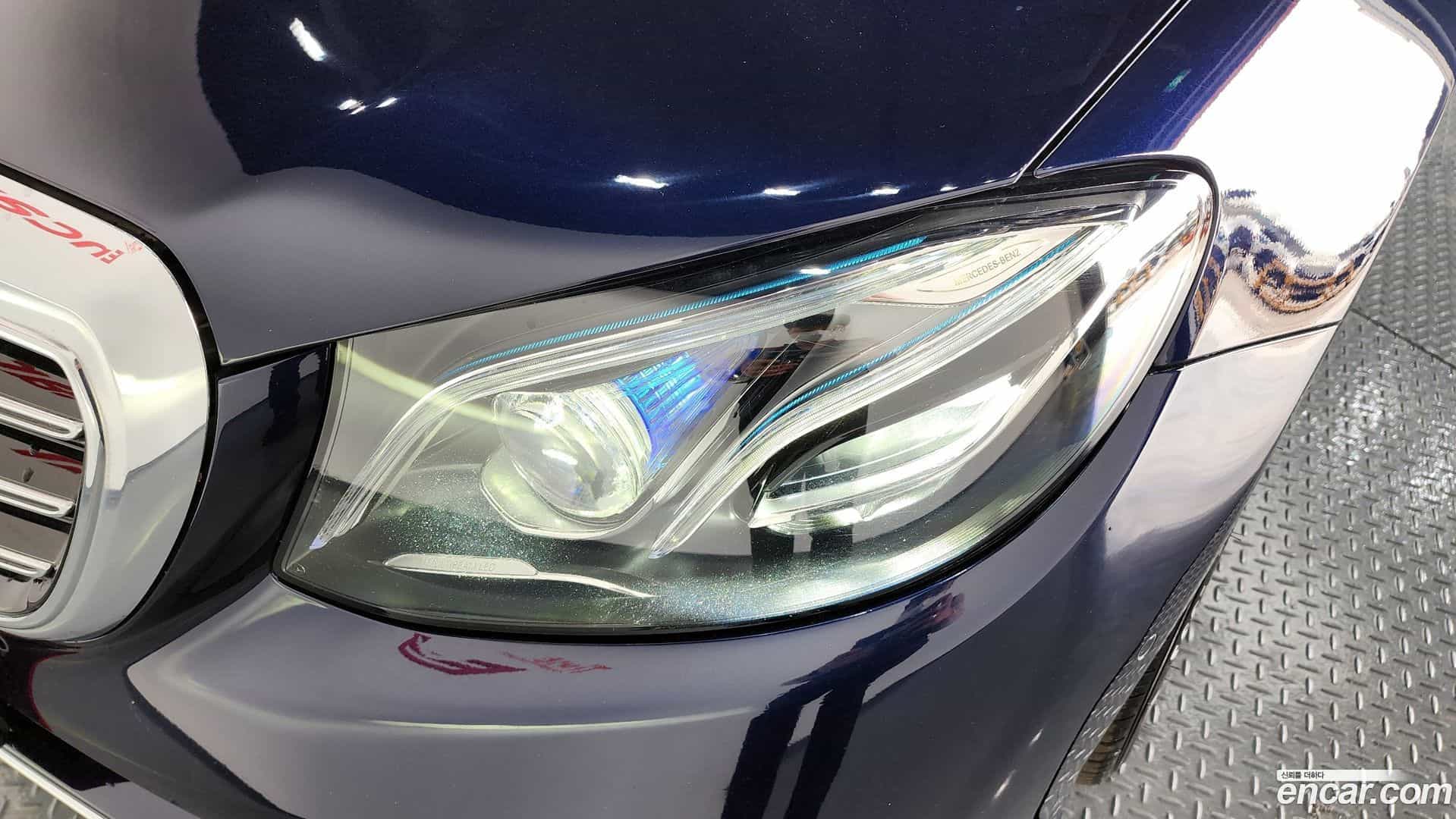 E-Class Mercedes-Benz 2017.10-OUTER-032