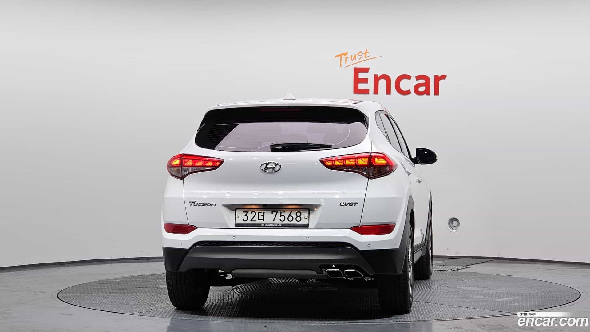 Tucson Hyundai 2015.4-OUTER-004