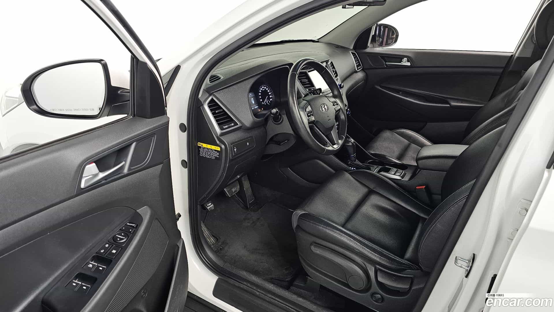 Tucson Hyundai 2015.4-INNER-010
