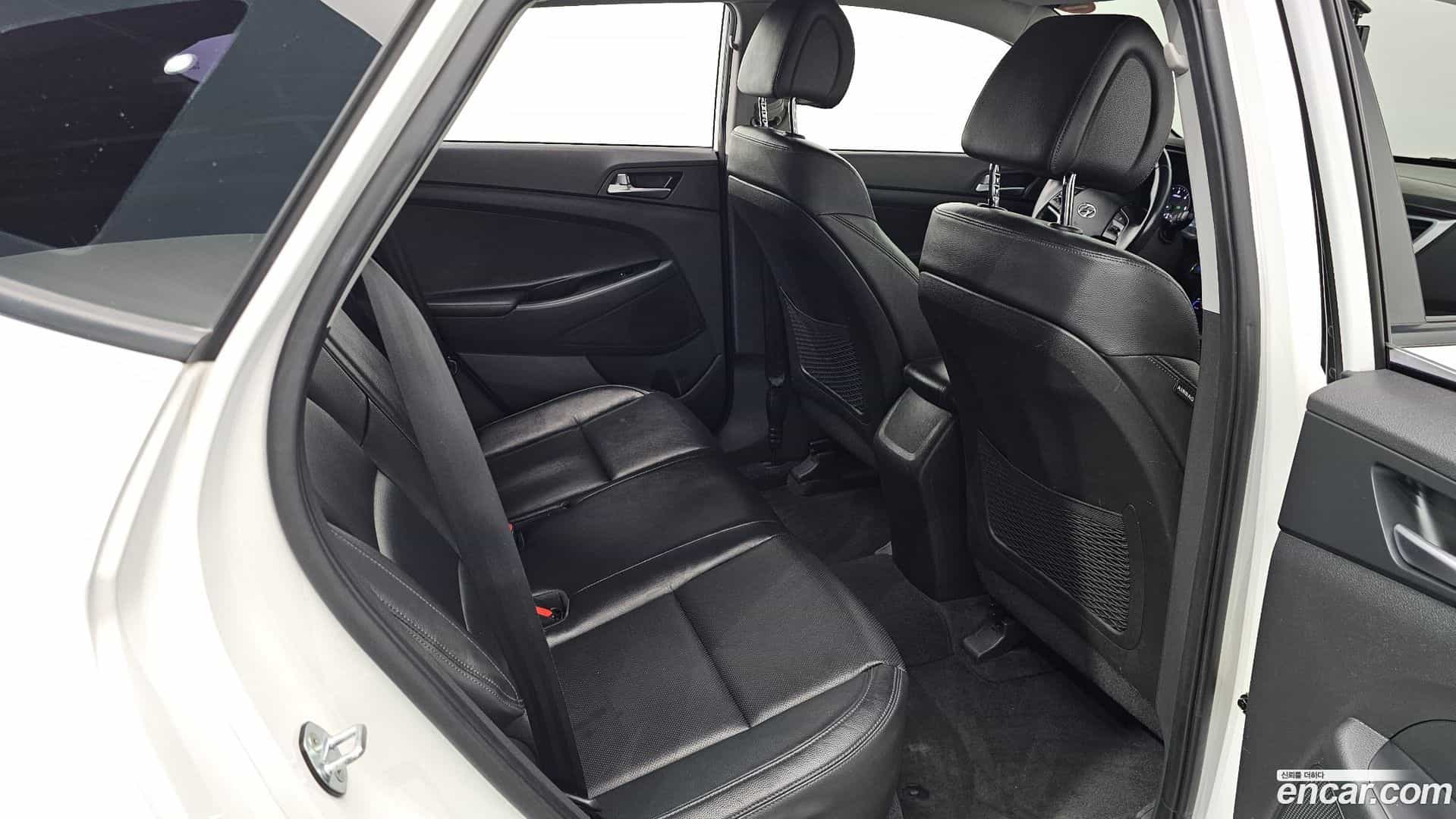 Tucson Hyundai 2015.4-OPTION-016