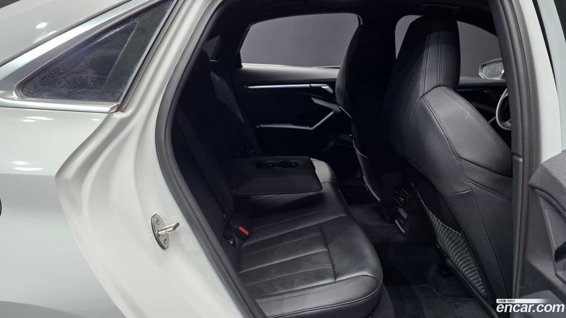 A3 Audi 2023.4-OPTION-016