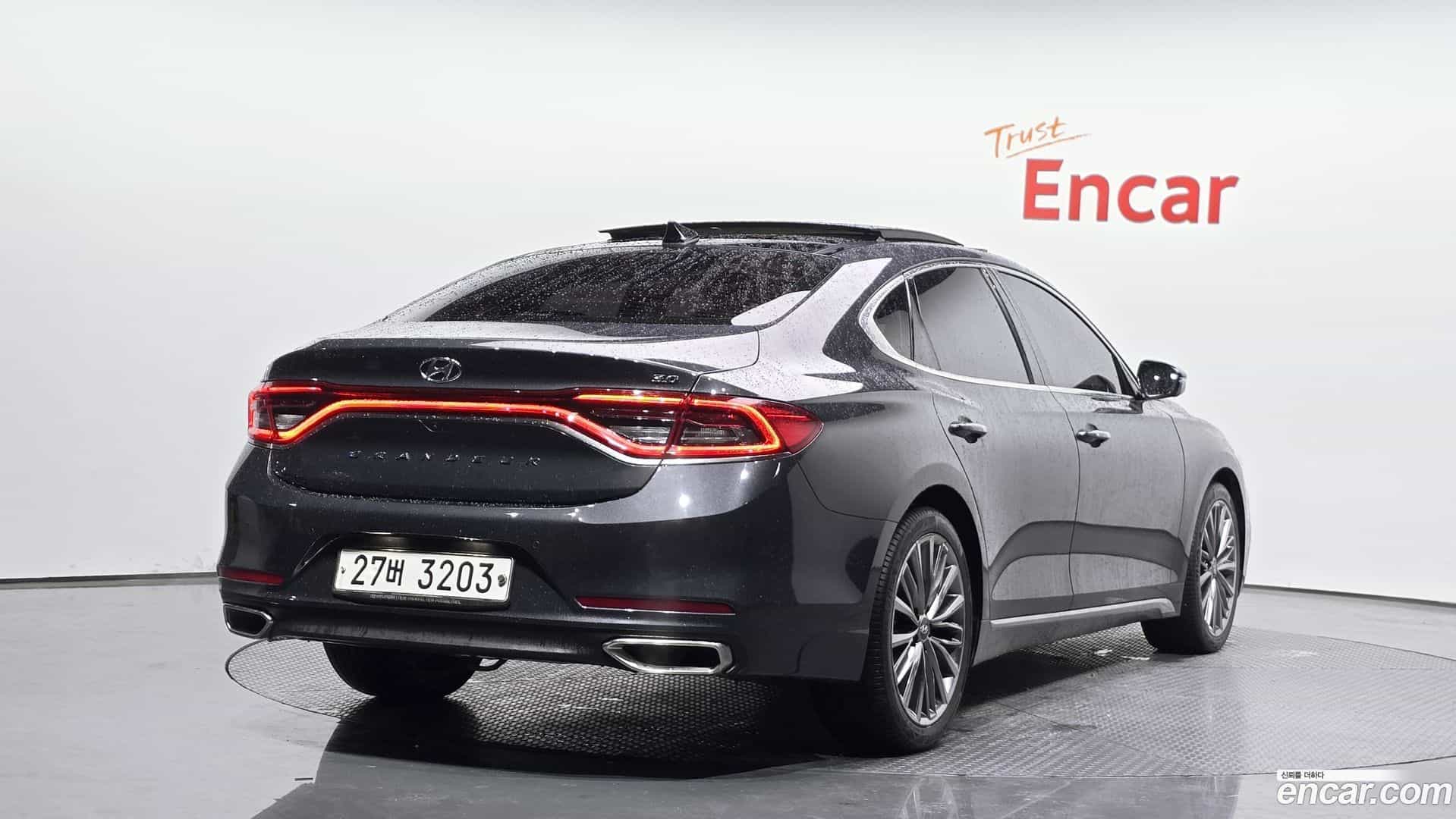 Grandeur Hyundai 2018.7-OUTER-002