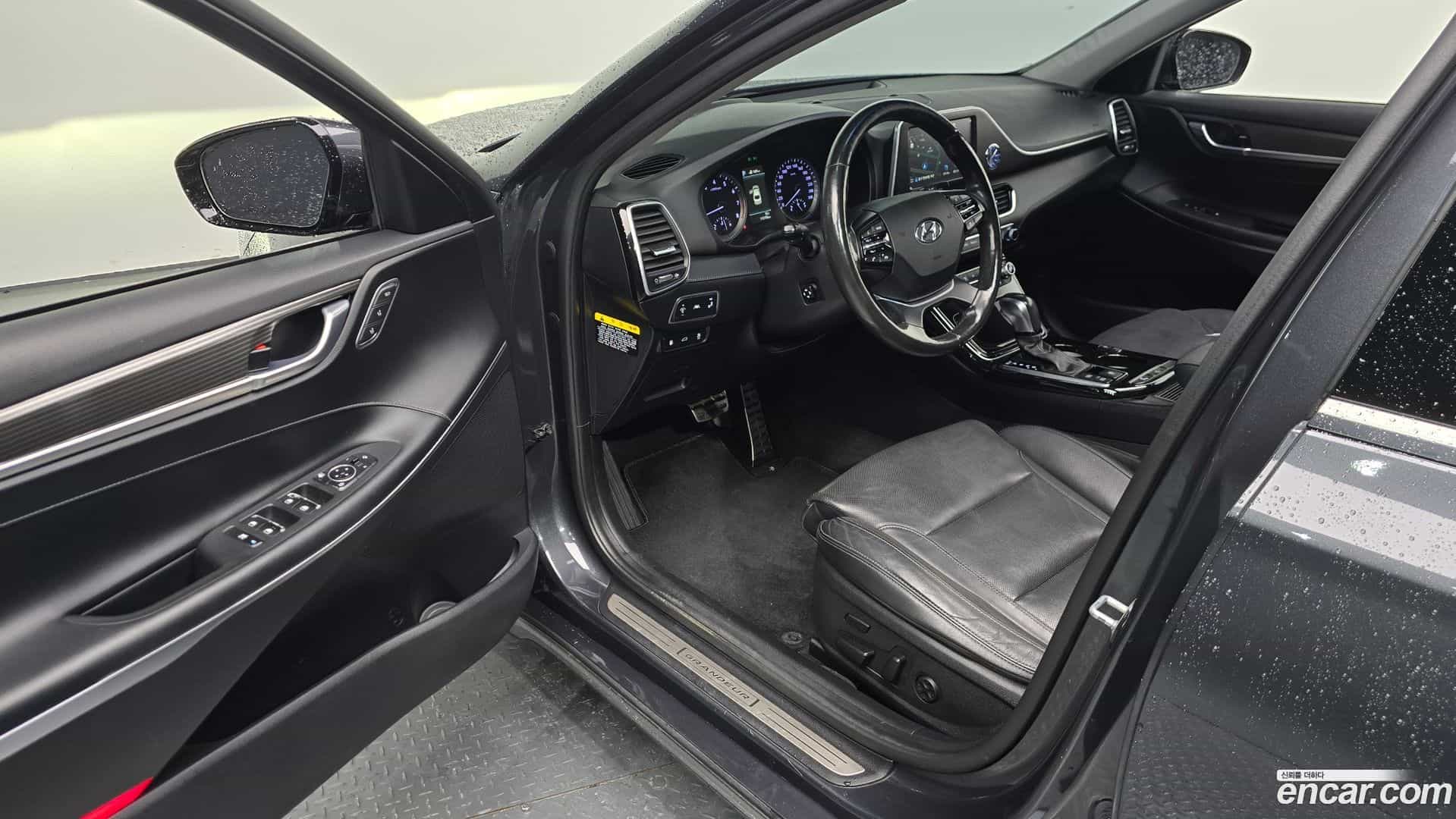 Grandeur Hyundai 2018.7-INNER-010