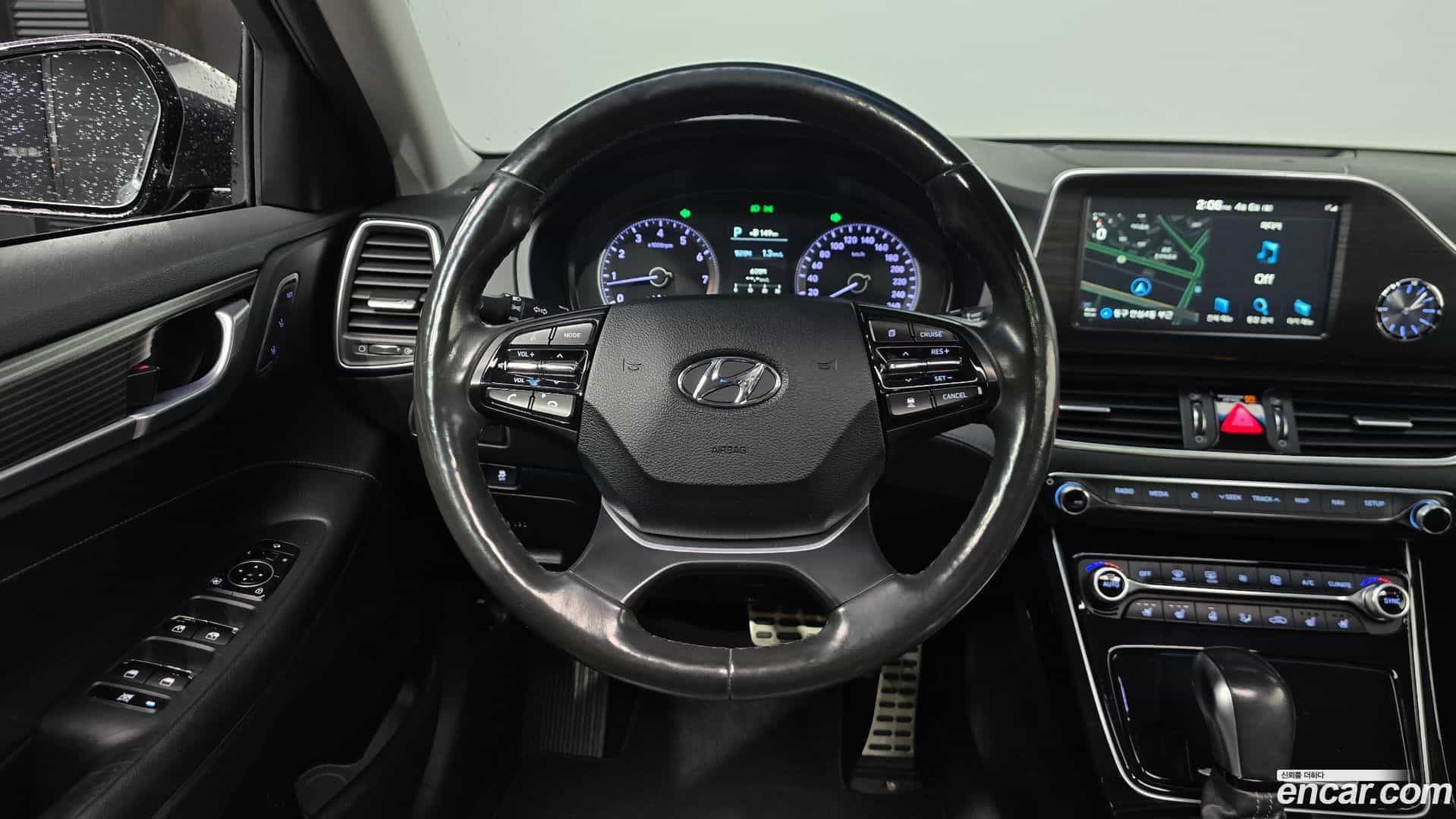 Grandeur Hyundai 2018.7-OPTION-016