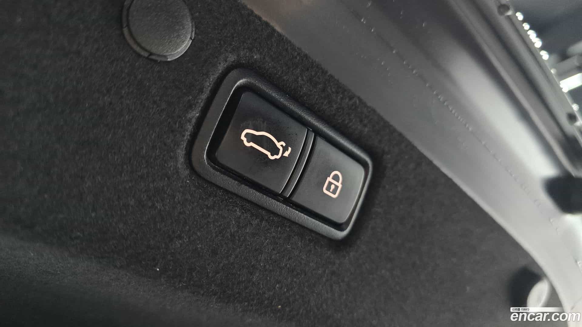 Grandeur Hyundai 2018.7-OPTION-022